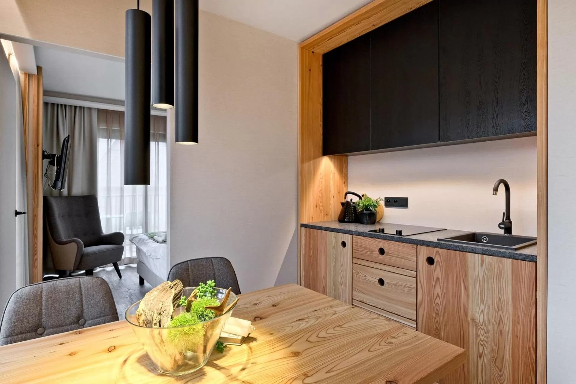 Kitchen or kitchenette in Harda House Friends & Spa