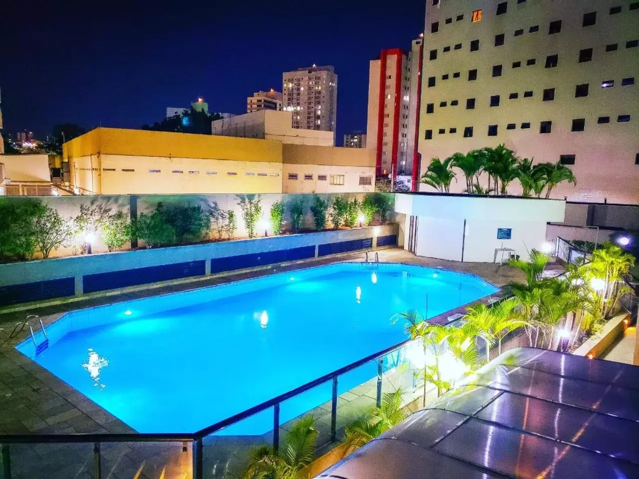 Property building, Swimming Pool in Summit Flat Service Property building, Swimming Pool in Summit Flat Service