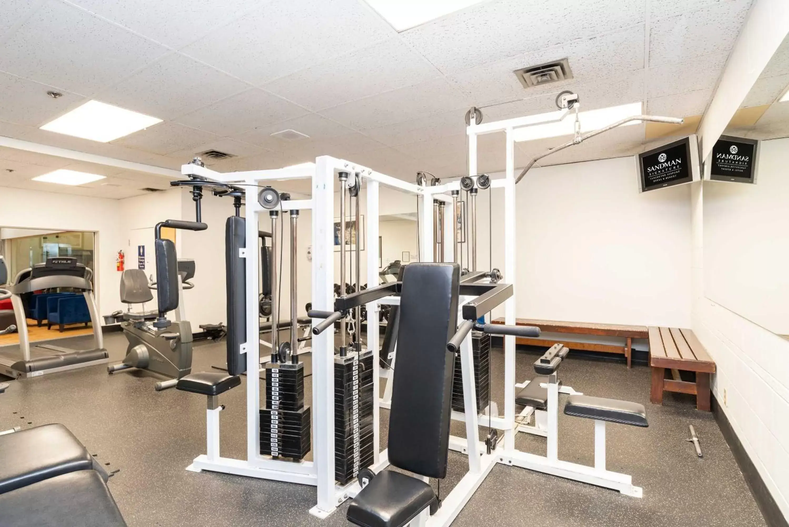 Fitness centre/facilities, Fitness Center/Facilities in Sandman Signature Vancouver Airport Hotel & Resort