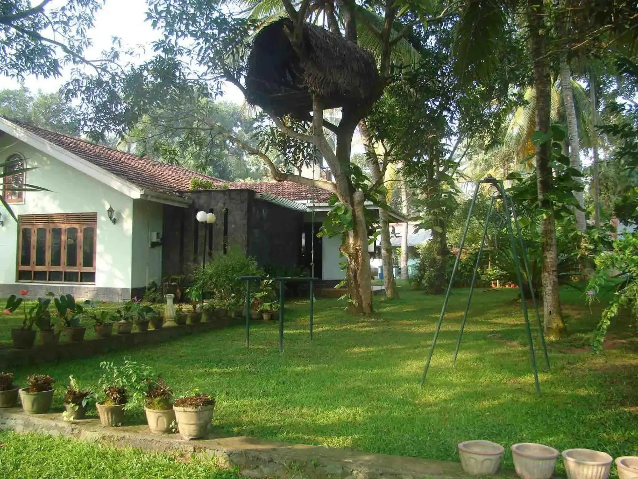 View (from property/room), Property Building in Villa Shade