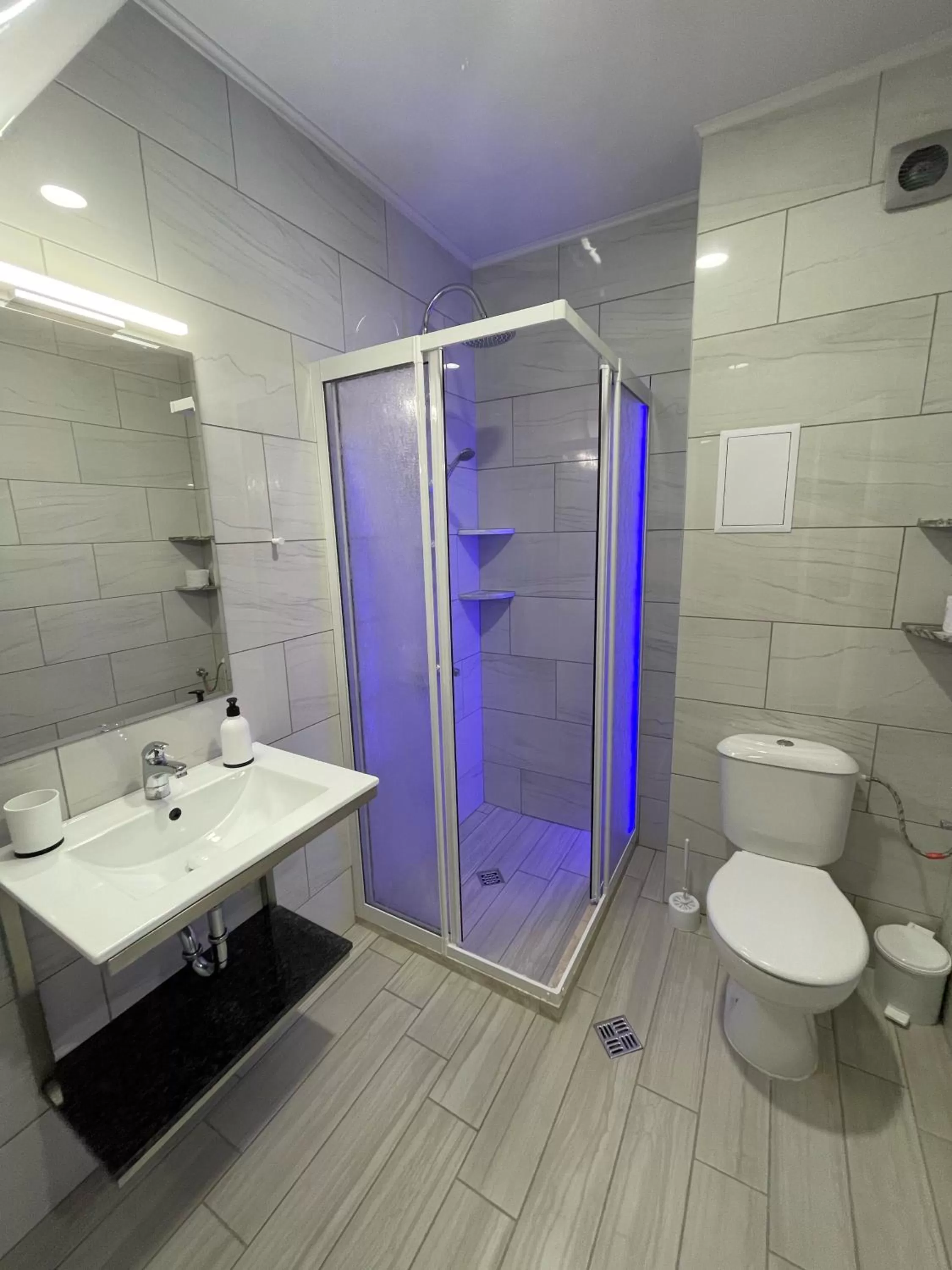 Bathroom in WOW Apartments