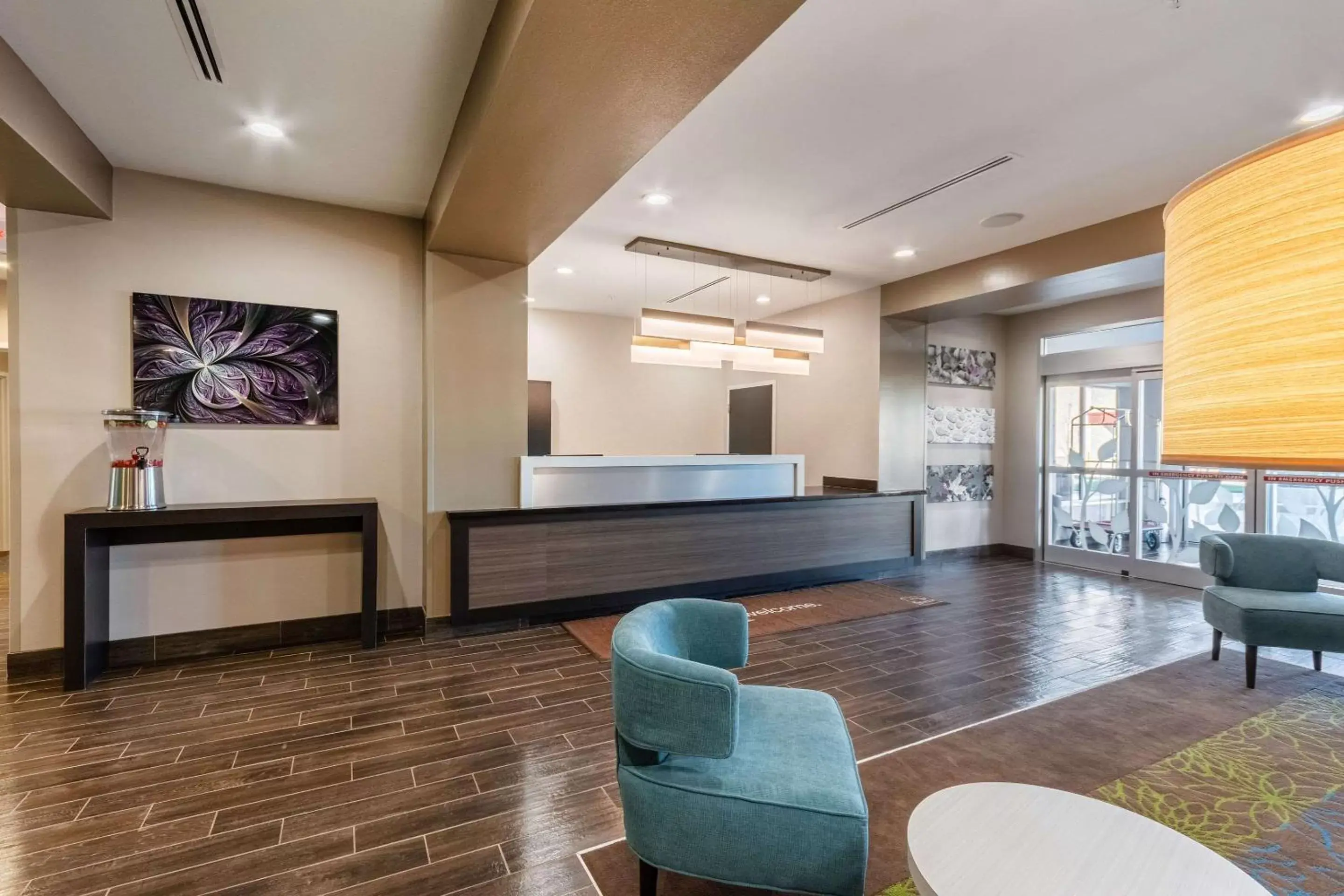 Lobby or reception in Sleep Inn & Suites Yukon Oklahoma City