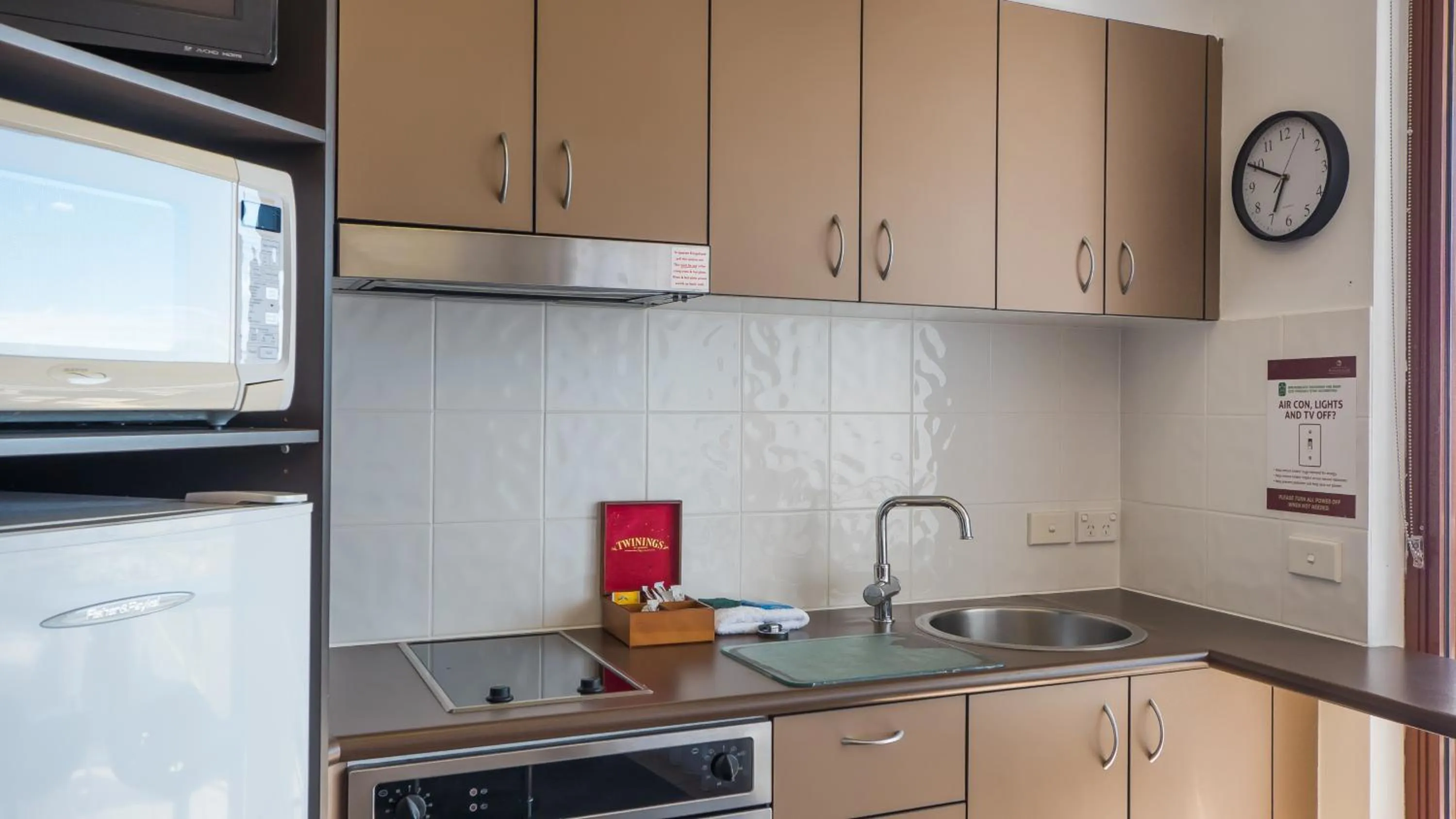 Broadbeach Savannah Resort