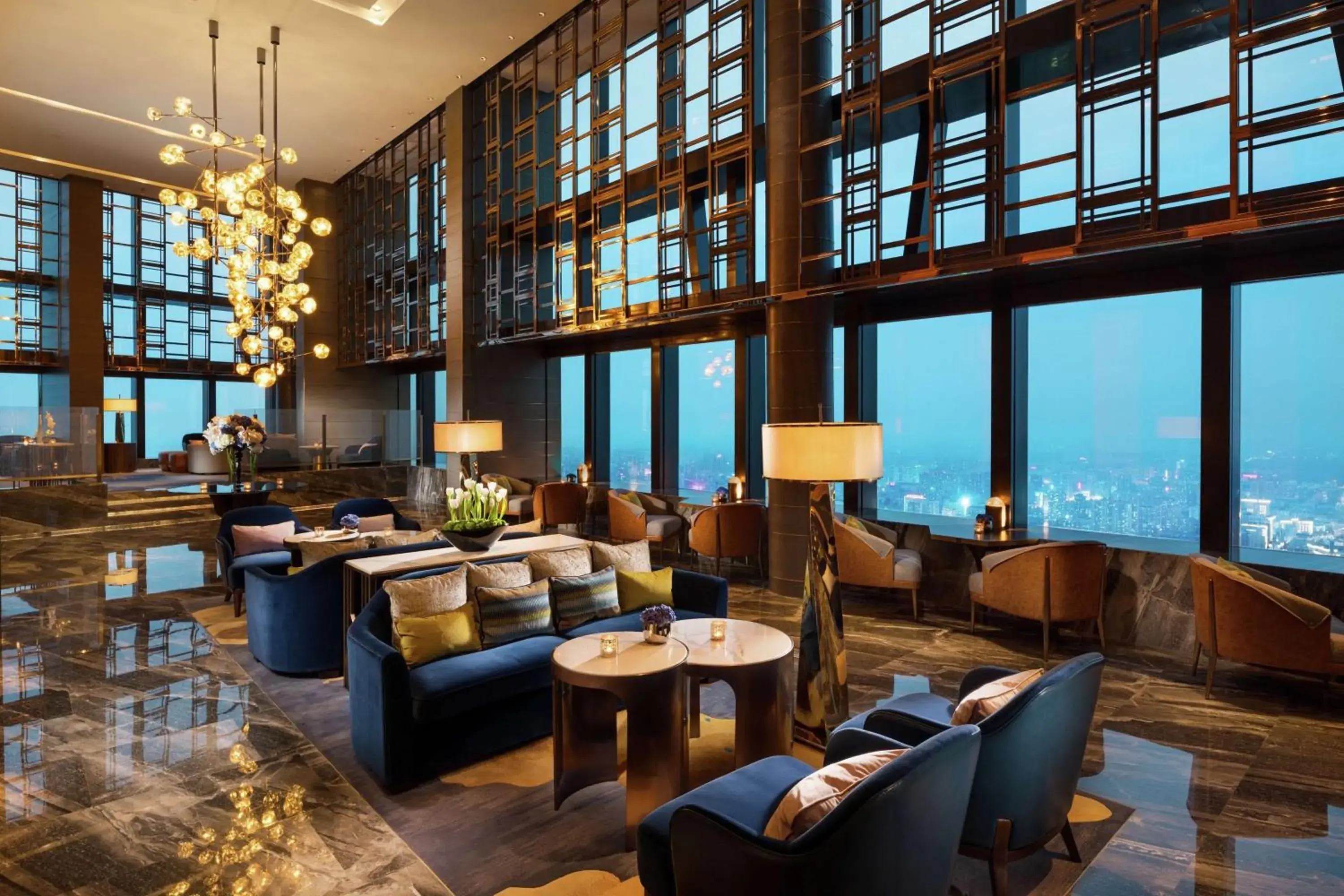 Dining area, Lounge/Bar in Conrad Shenyang