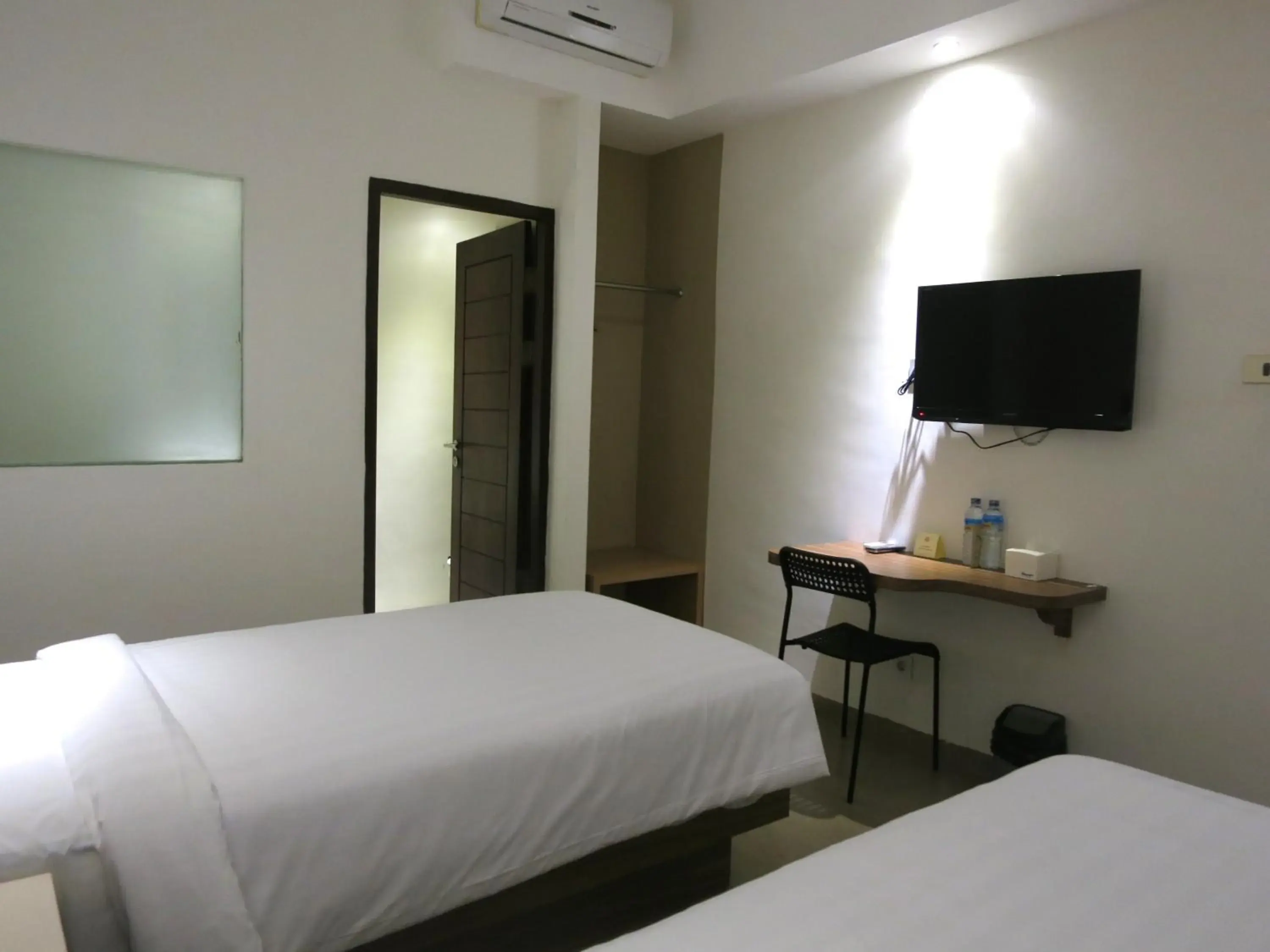 Bedroom, Bed in Hart Hotel Arjuna Bedroom, Bed in Hart Hotel Arjuna