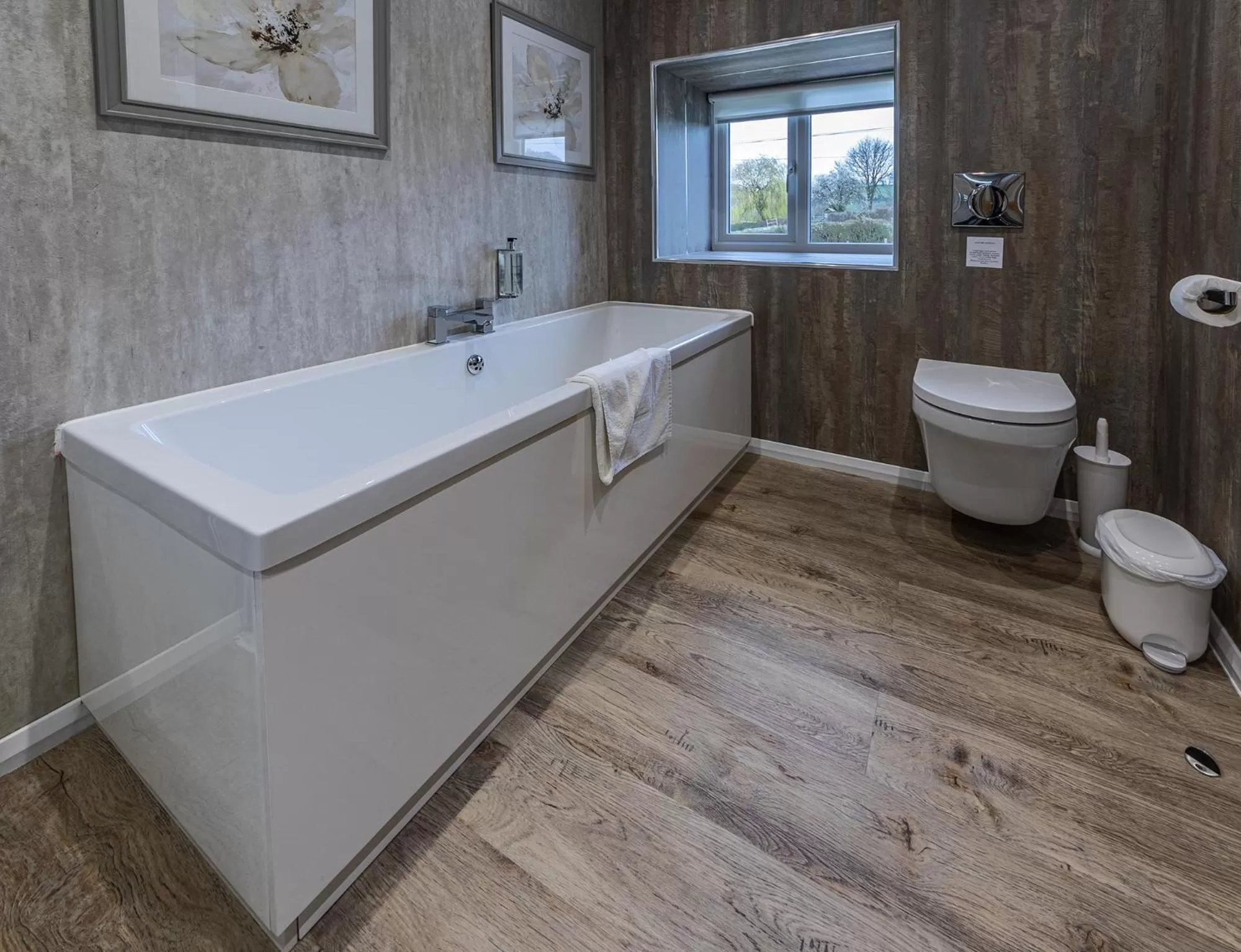 Bathroom in Crossways