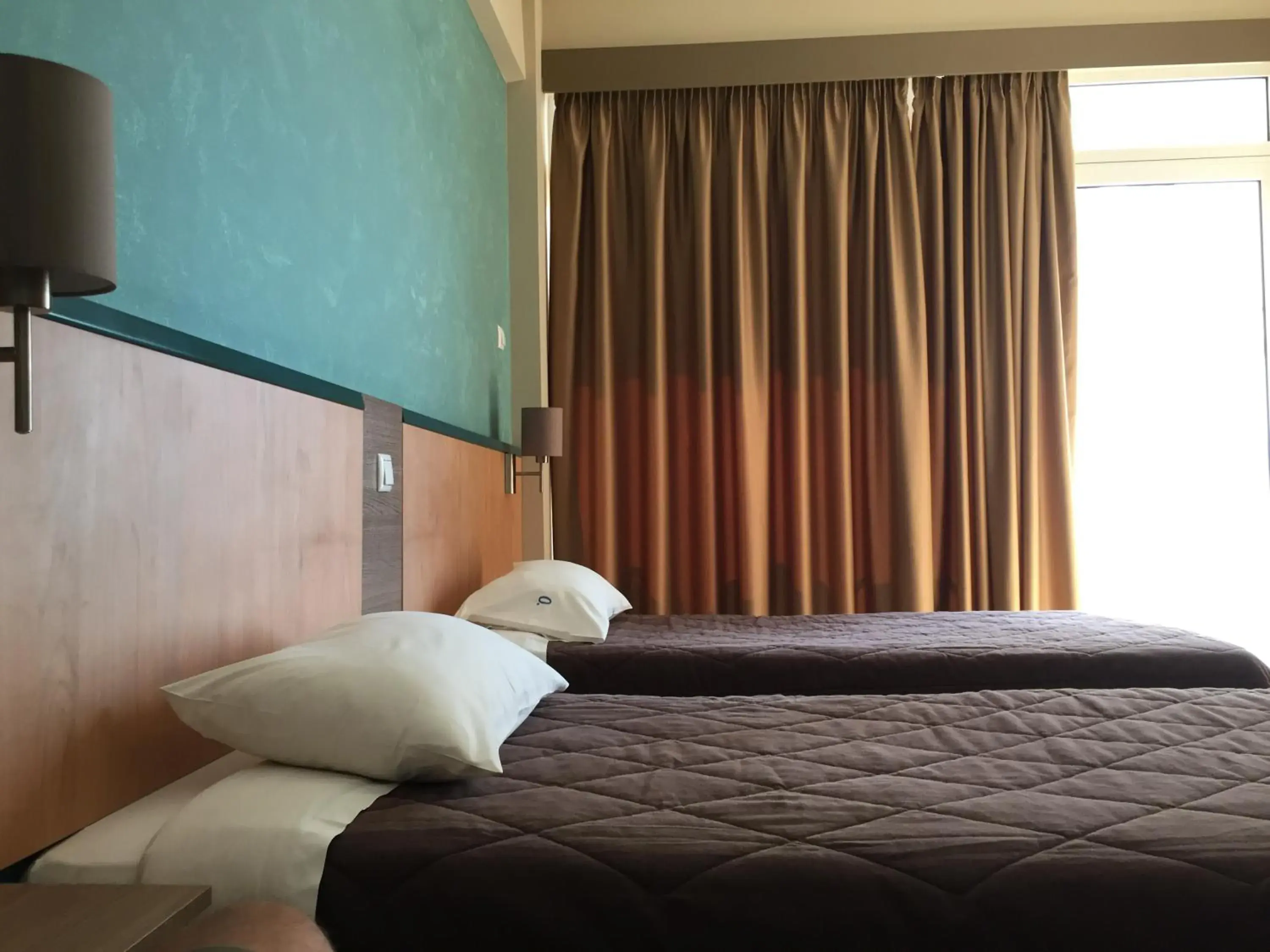 Quadruple Room with Balcony in Hotel Ostria