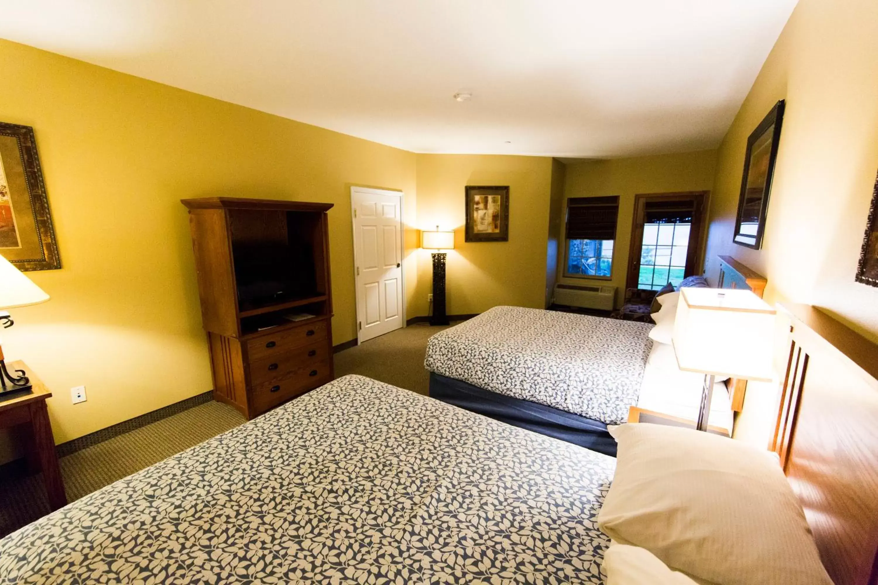 Queen Room with Two Queen Beds in Bridges Bay Resort
