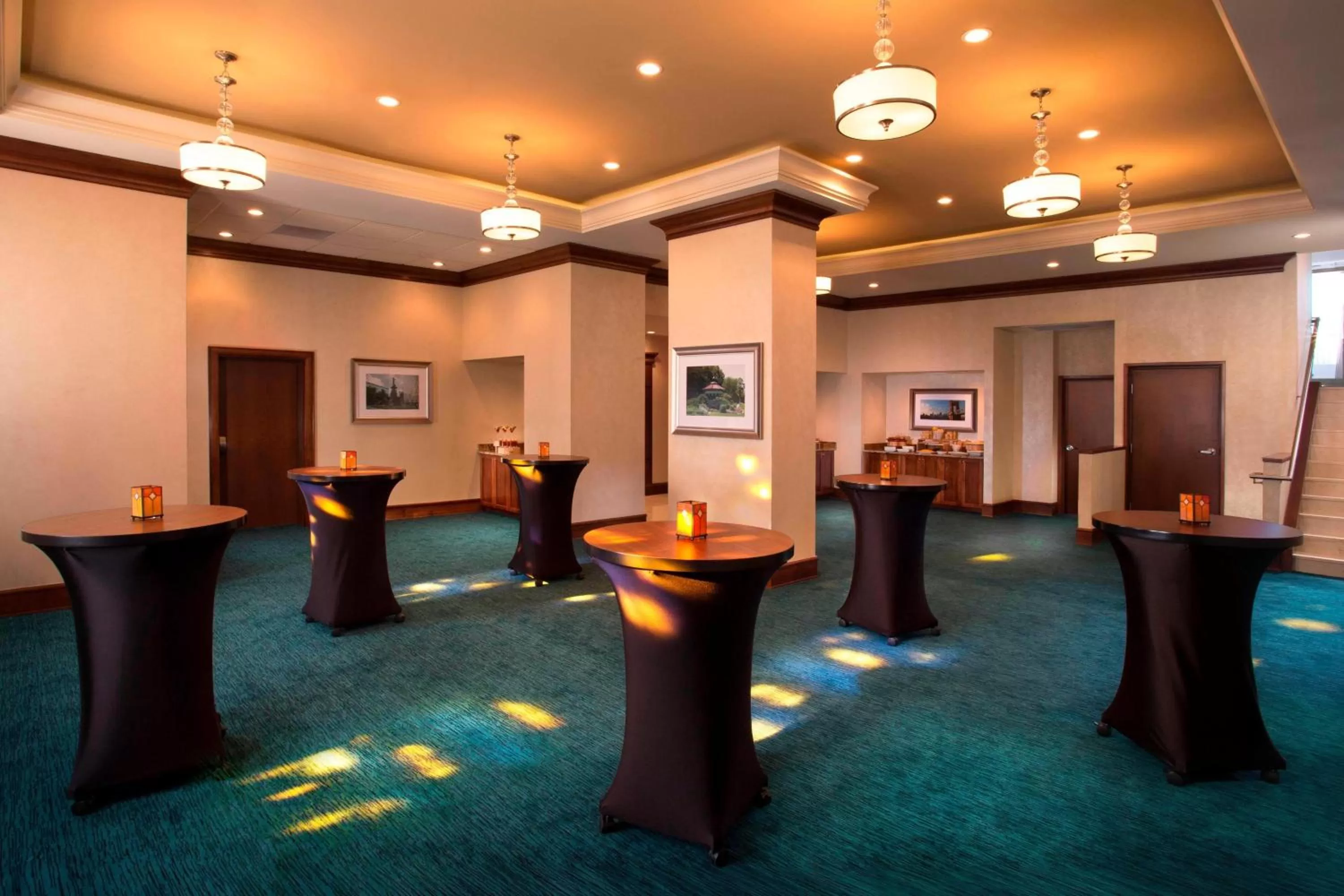 Meeting/conference room in Residence Inn by Marriott Cincinnati Downtown/The Phelps