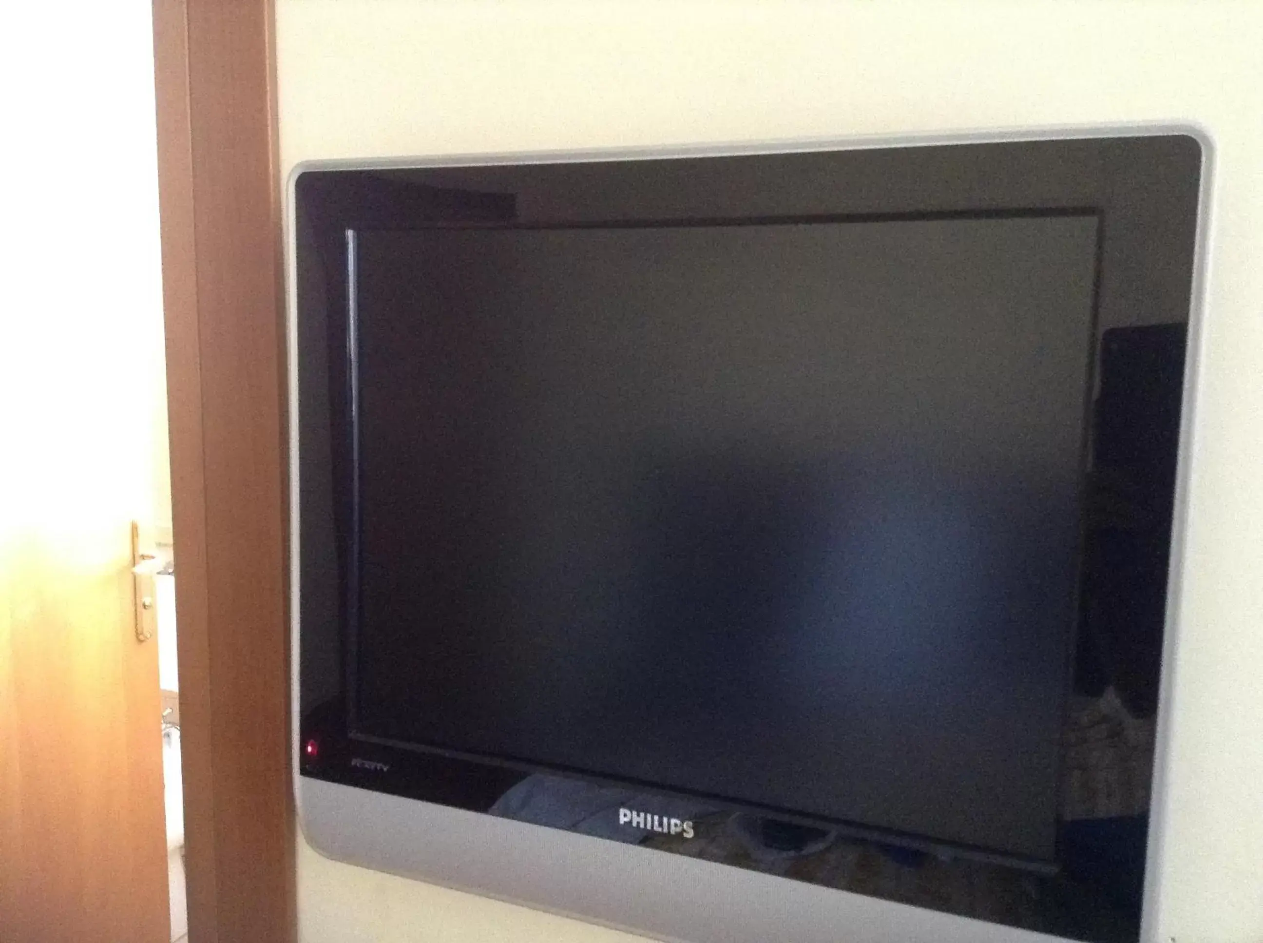 TV and multimedia, TV/Entertainment Center in Hotel Due Colonne