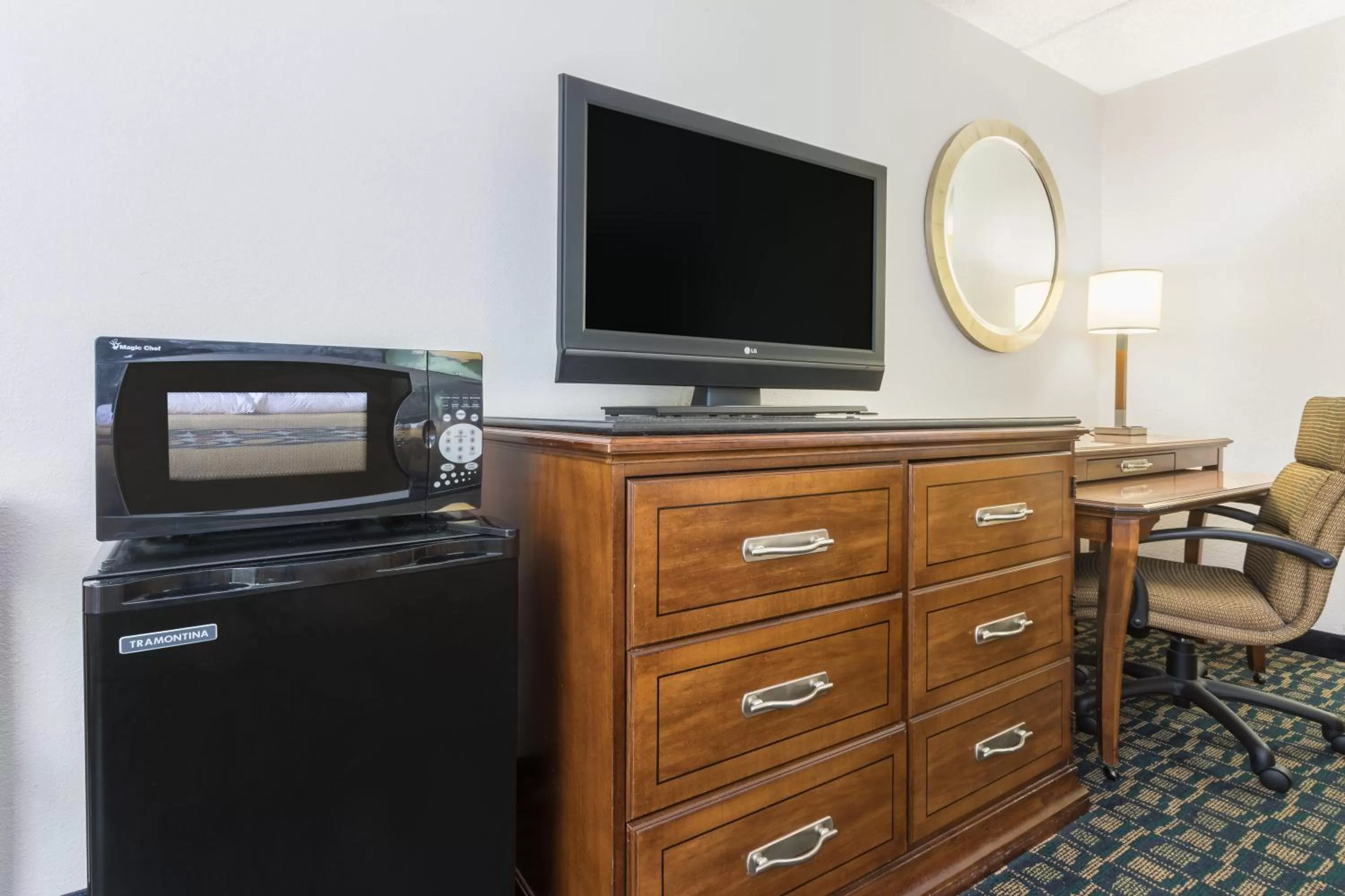 Area and facilities in Super 8 By Wyndham Kingsland I-95 Naval Base Area