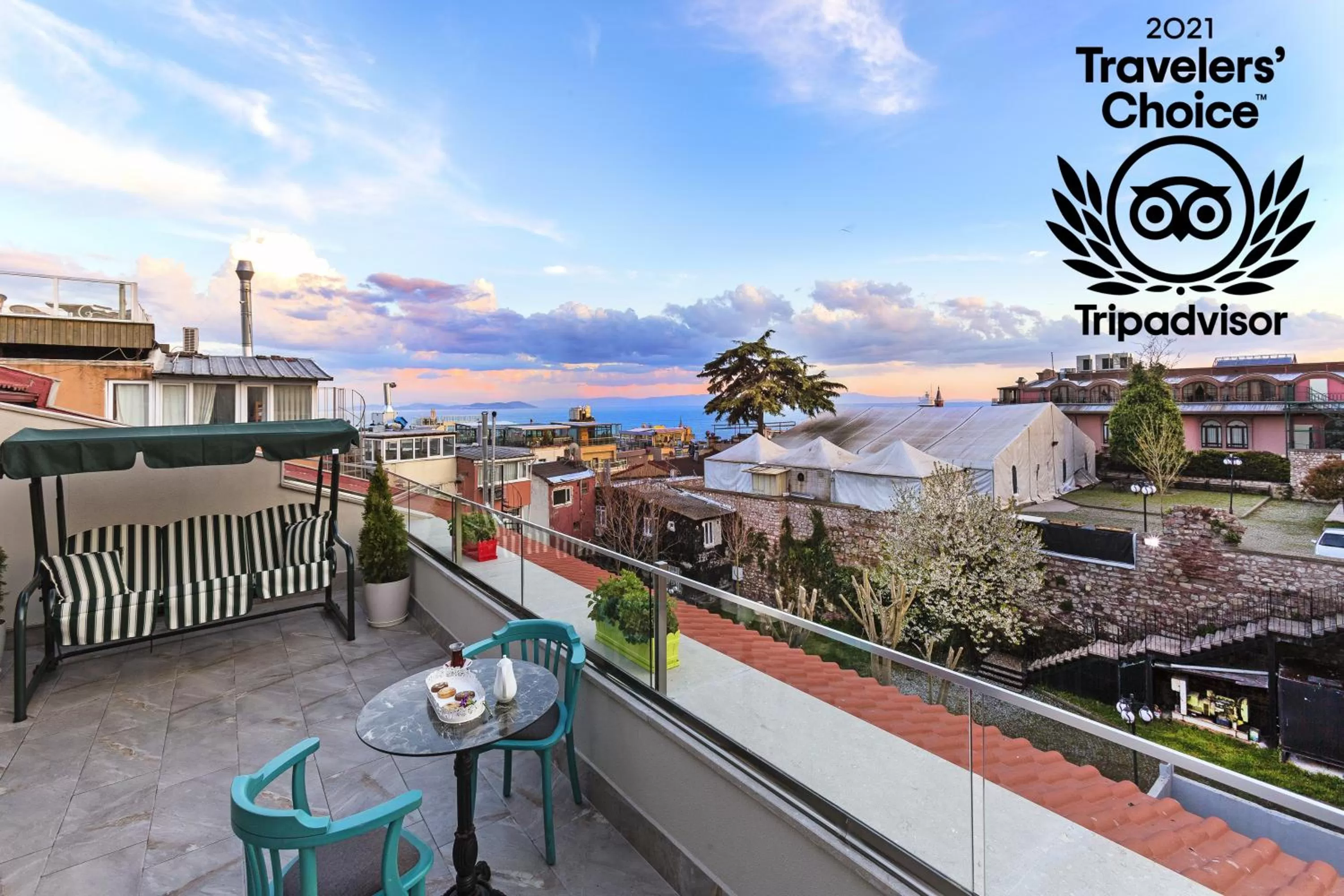 Balcony/Terrace in Obelisk Hotel & Suites