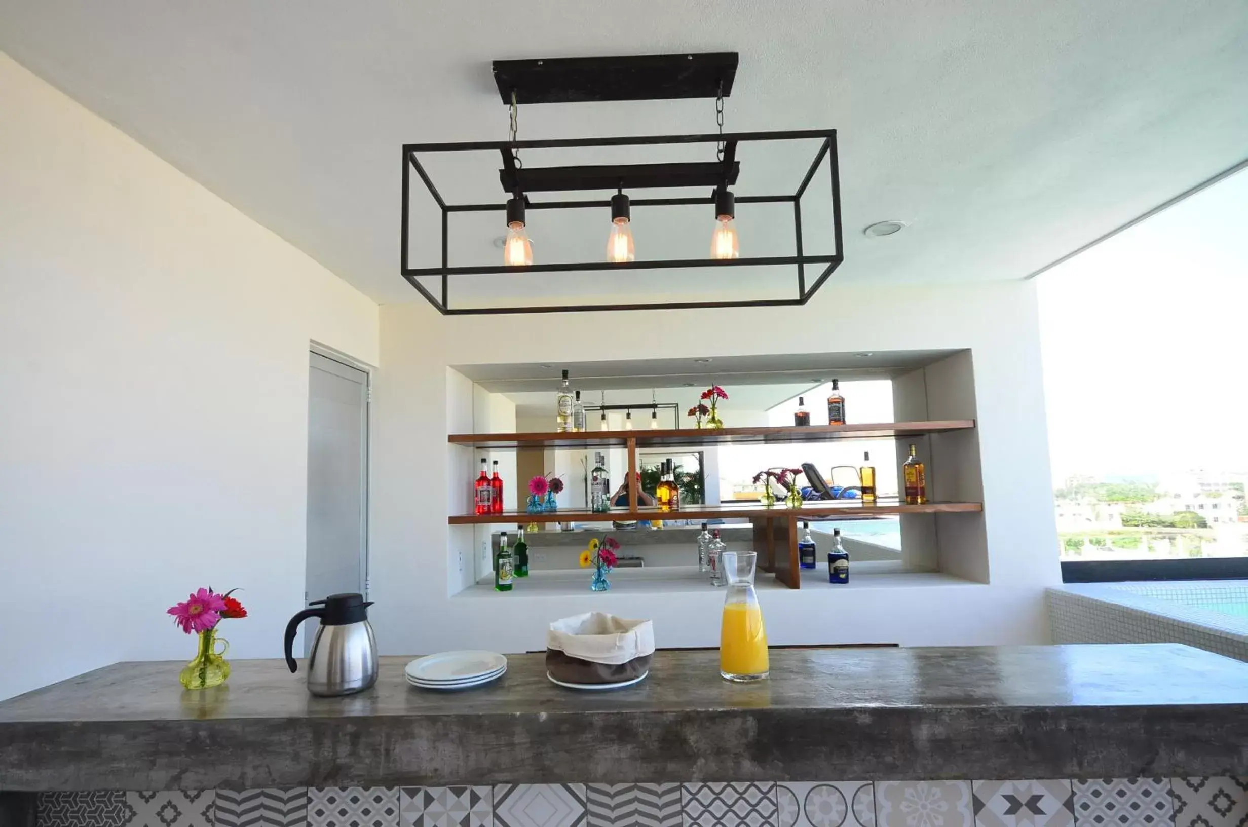 Lounge or bar, Kitchen/Kitchenette in Hotelito del Mar Playa del Carmen