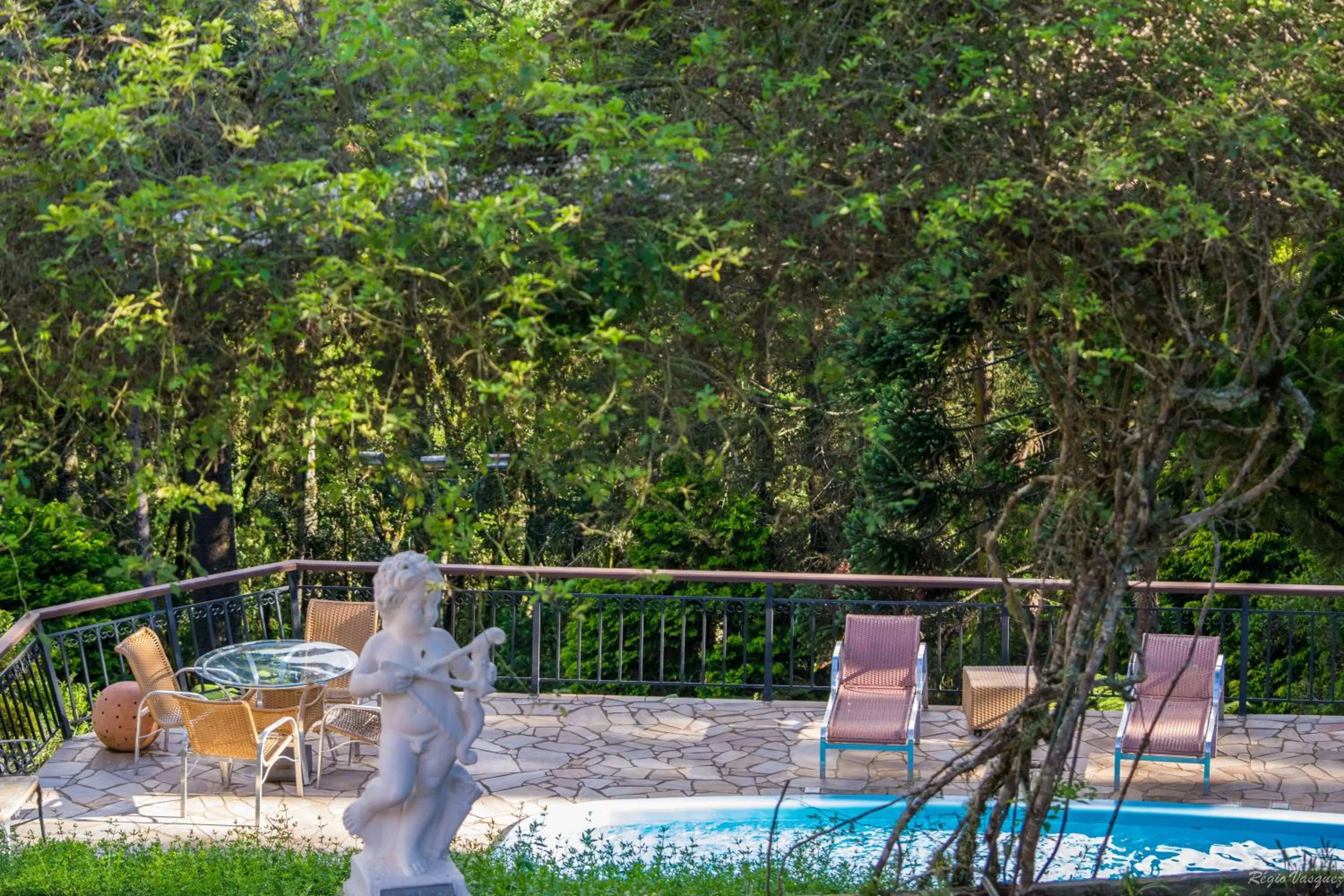 Pool view in Pousada Ricanto Amore Mio