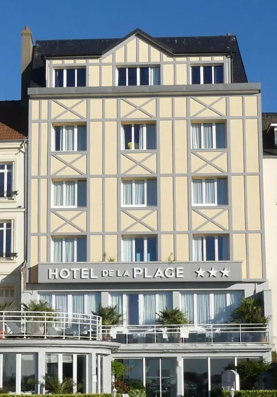 Facade/entrance, Property Building in Hotel de la Plage