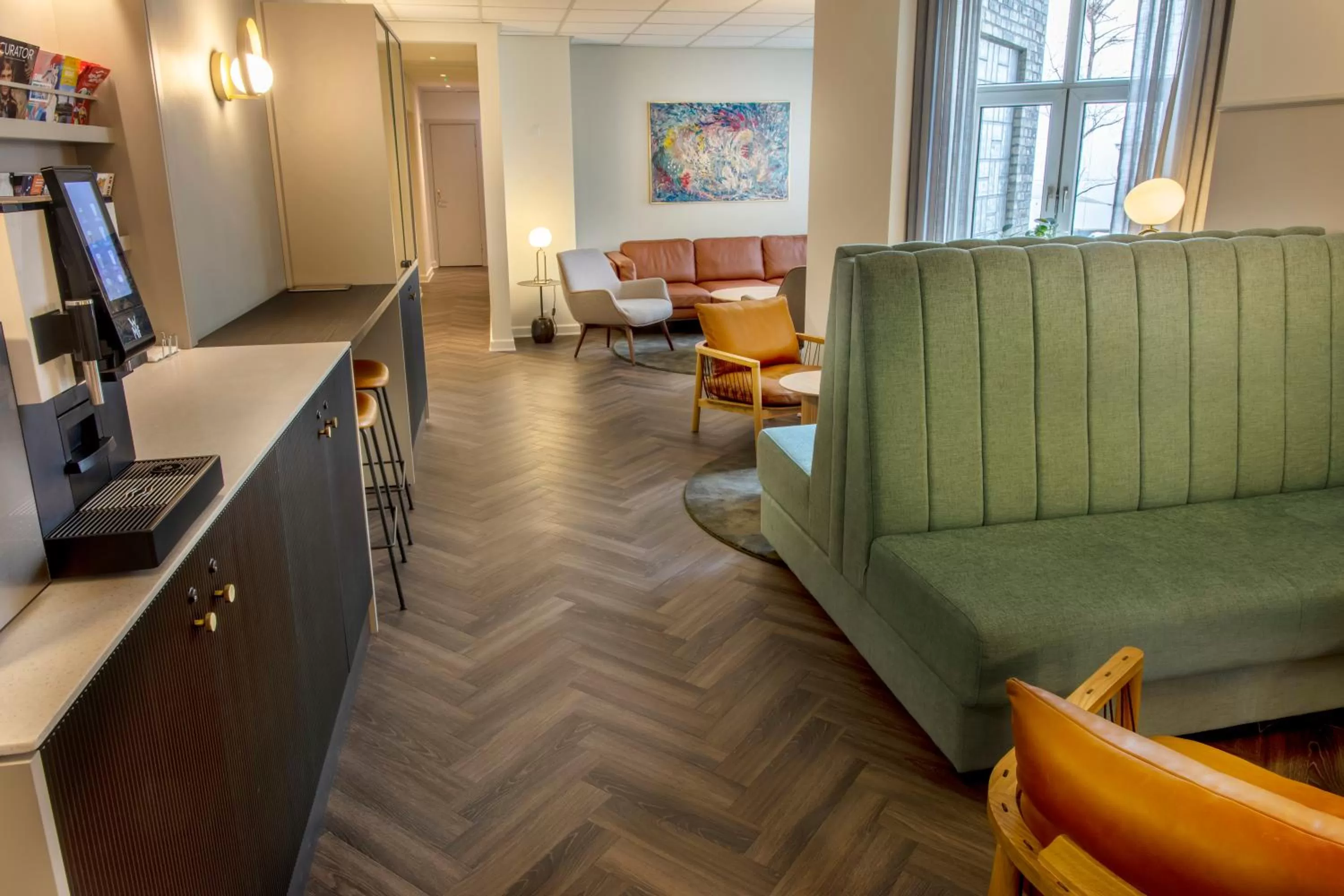 Seating area in Go Hotel Saga