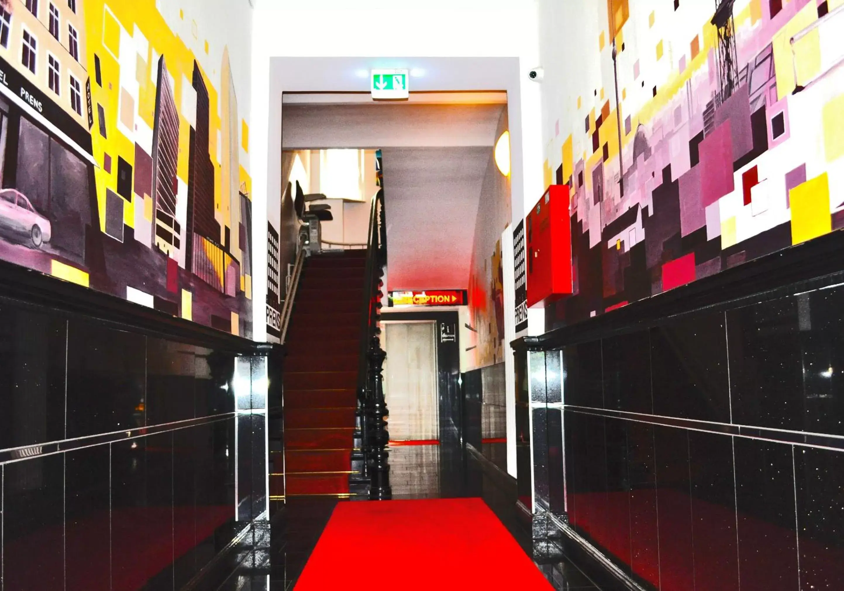 Facade/entrance in Hotel Prens Berlin Facade/entrance in Hotel Prens Berlin