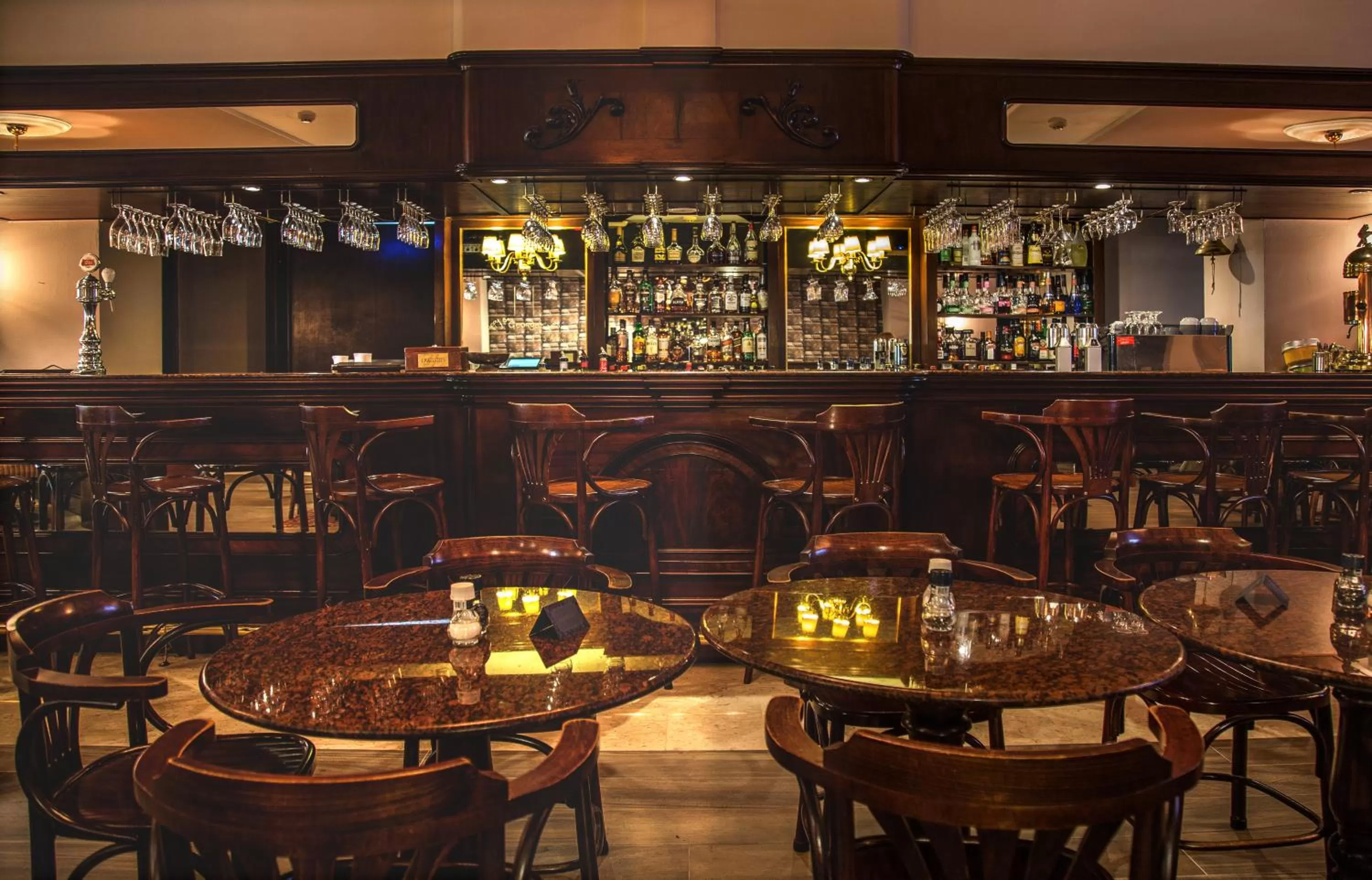 Lounge or bar in AX The Victoria Hotel