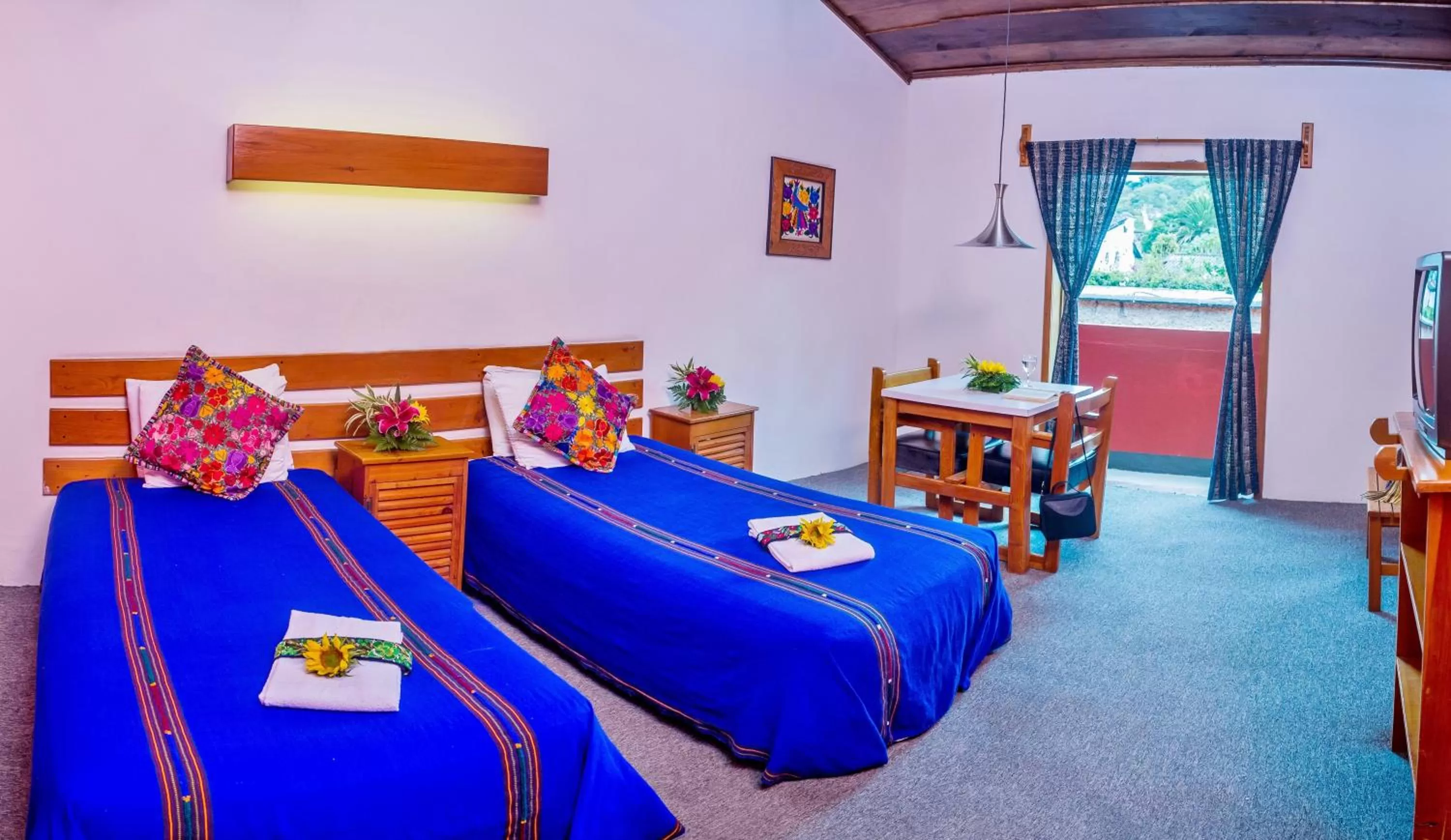 Photo of the whole room, Bed in Hotel Panchoy by AHS