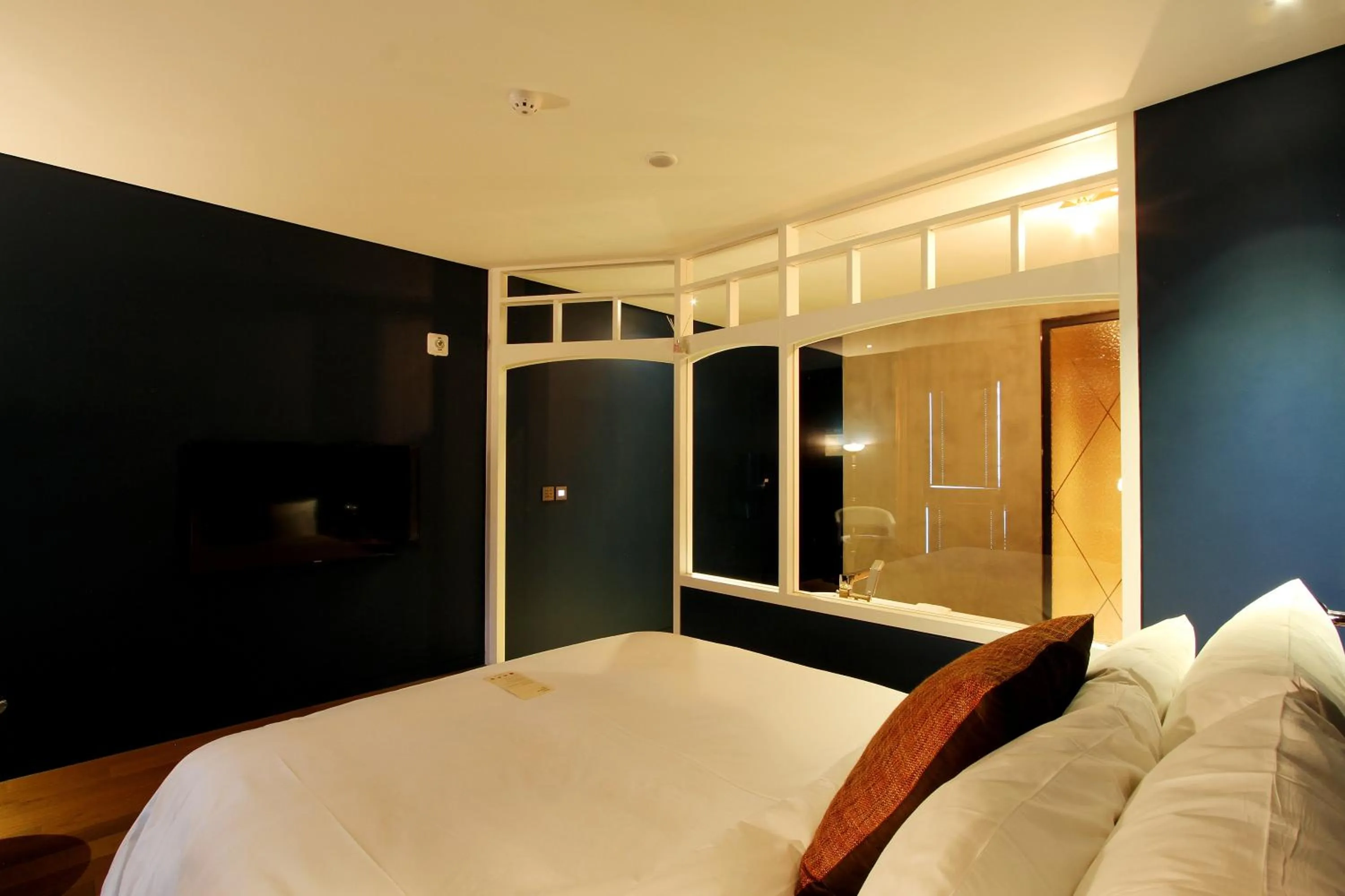 Photo of the whole room, Bed in Boutique Hotel Loft