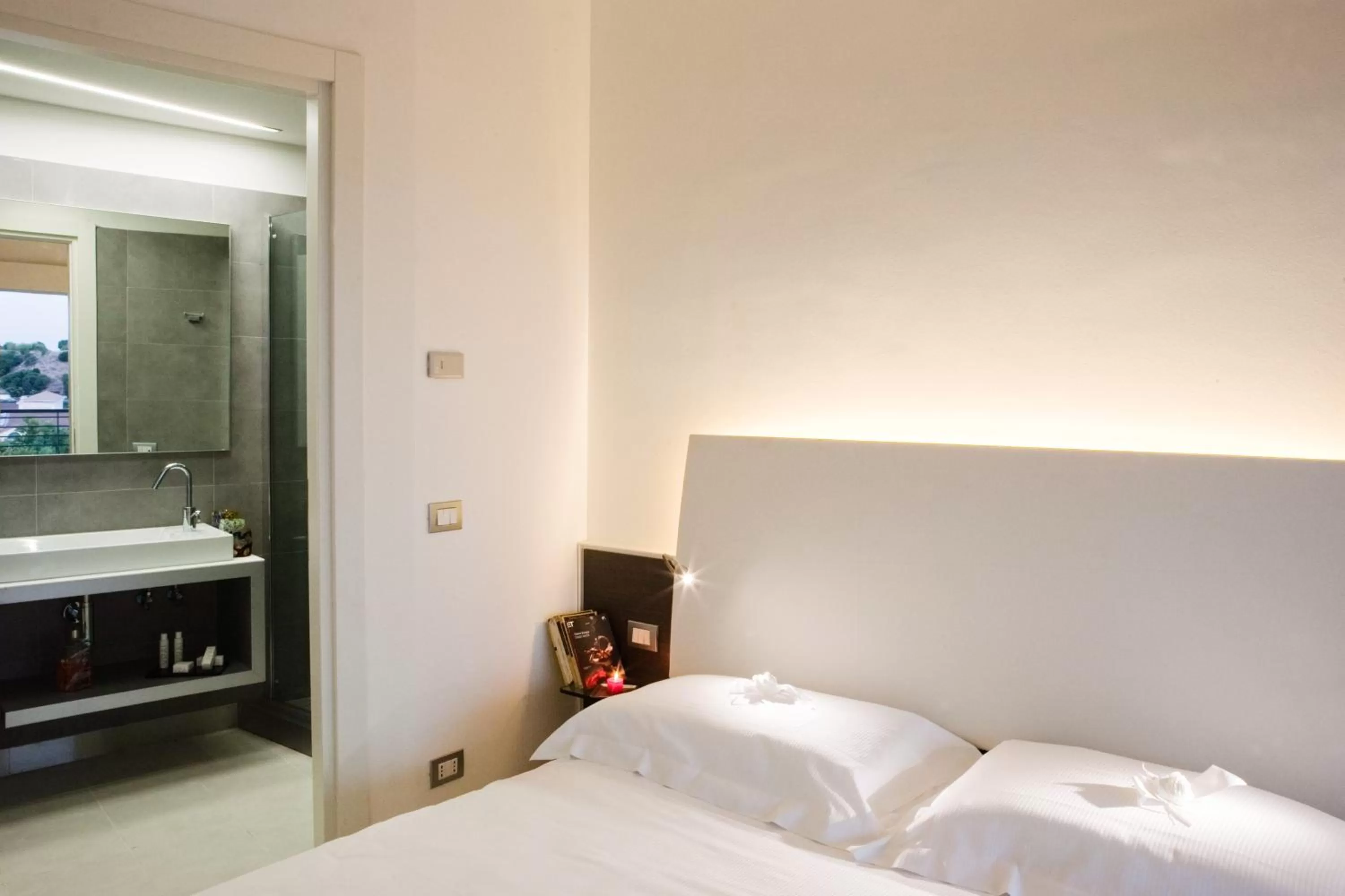 Bedroom, Bed in Lungotevere Suite