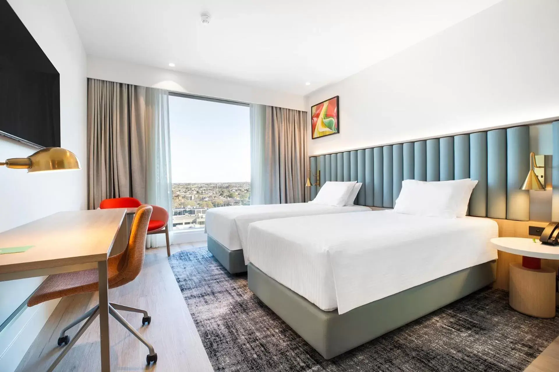 Bed in Holiday Inn & Suites Geelong, an IHG Hotel