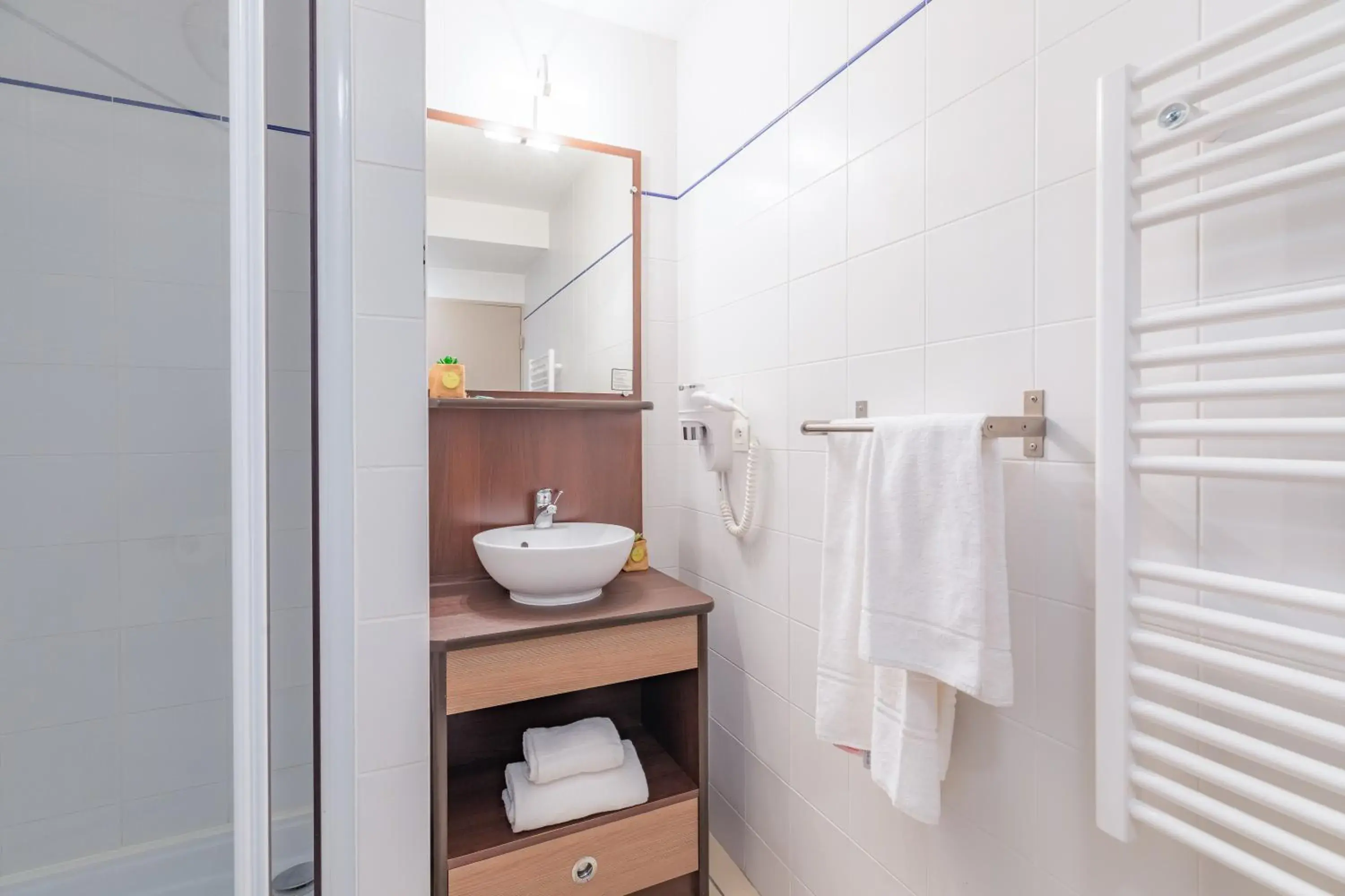 Shower, Bathroom in Appart'City Angouleme