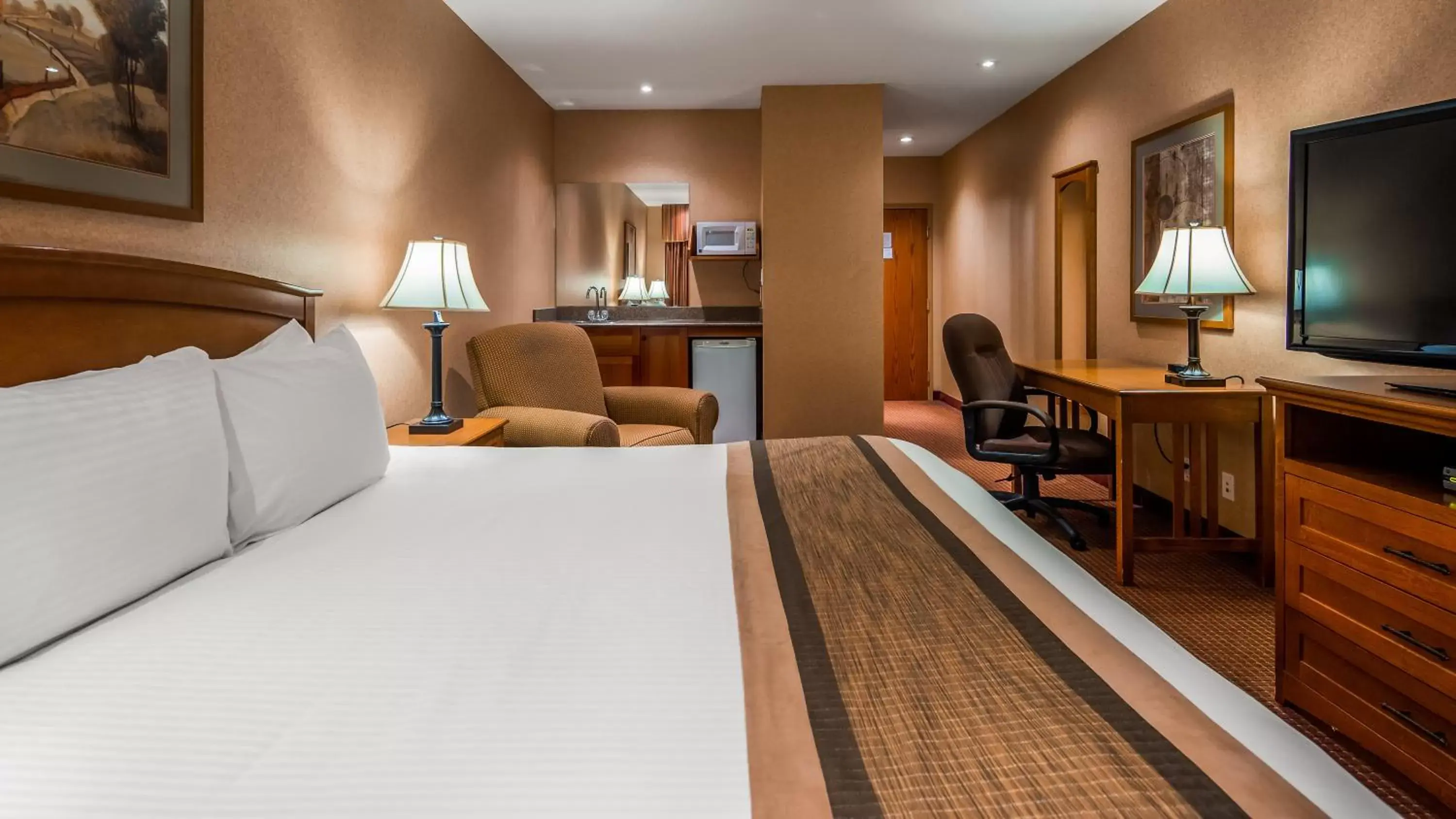 Bed in Days Inn by Wyndham Swift Current