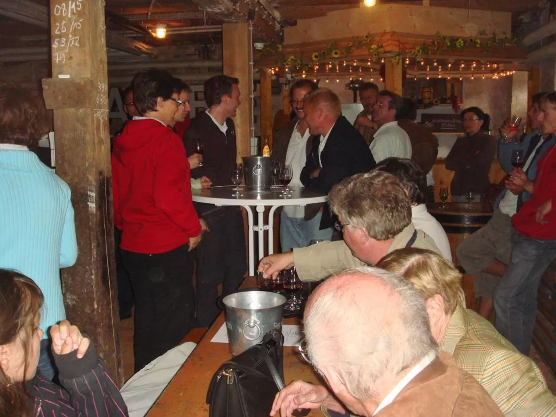 Lounge or bar in ZUR TRAUBE Schwarzwaldhotel & Restaurant am Titisee