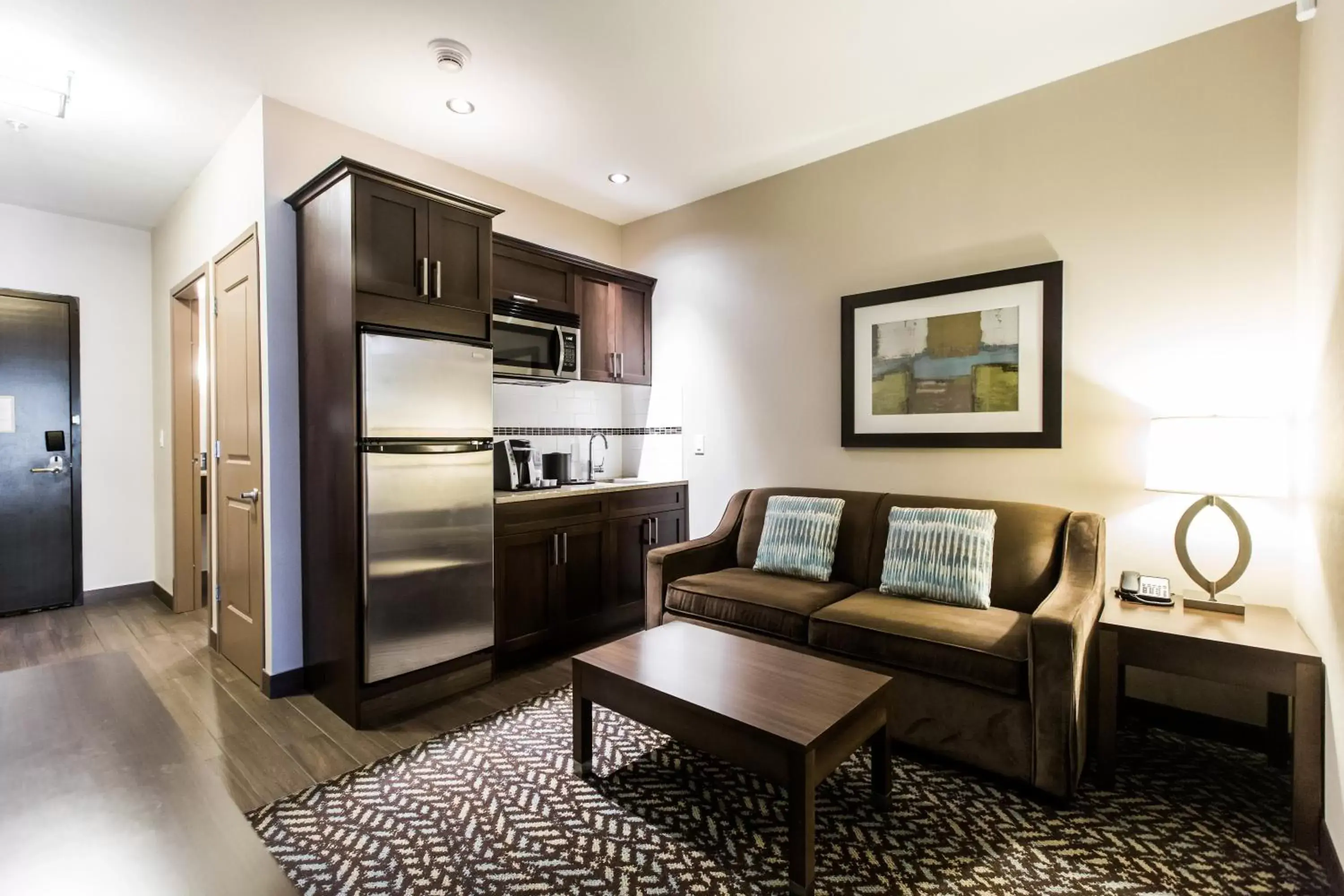 Photo of the whole room, Seating Area in Holiday Inn Express & Suites Spruce Grove - Stony Plain, an IHG Hotel