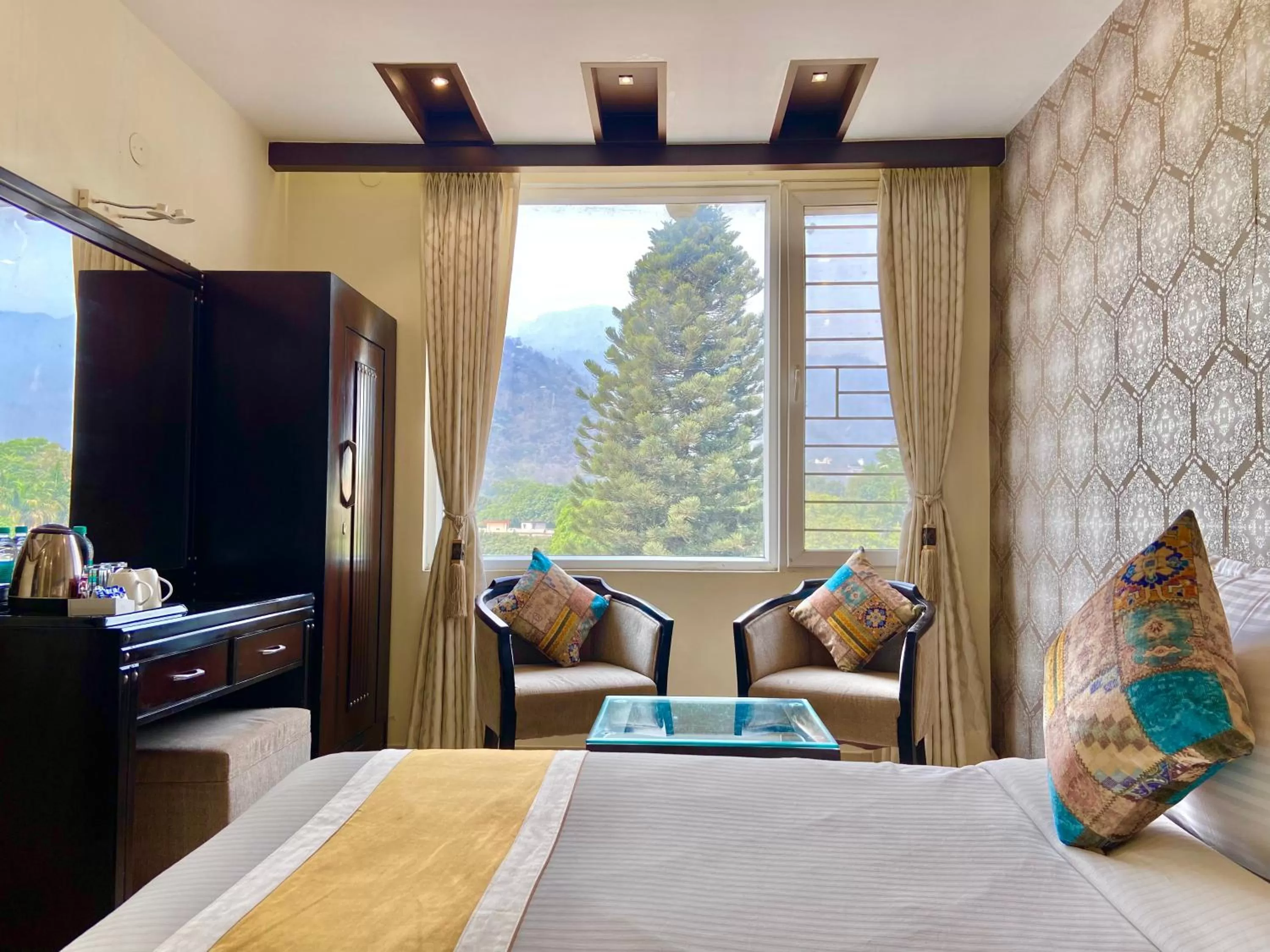 Bed in Green View by Green Tree Hotels