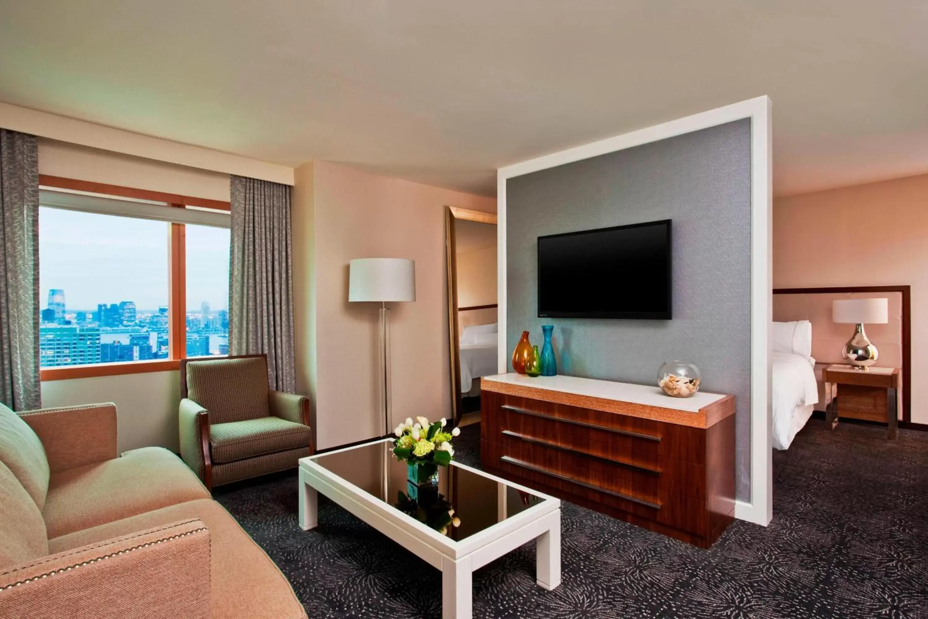 Photo of the whole room, TV/Entertainment Center in The Westin New York at Times Square