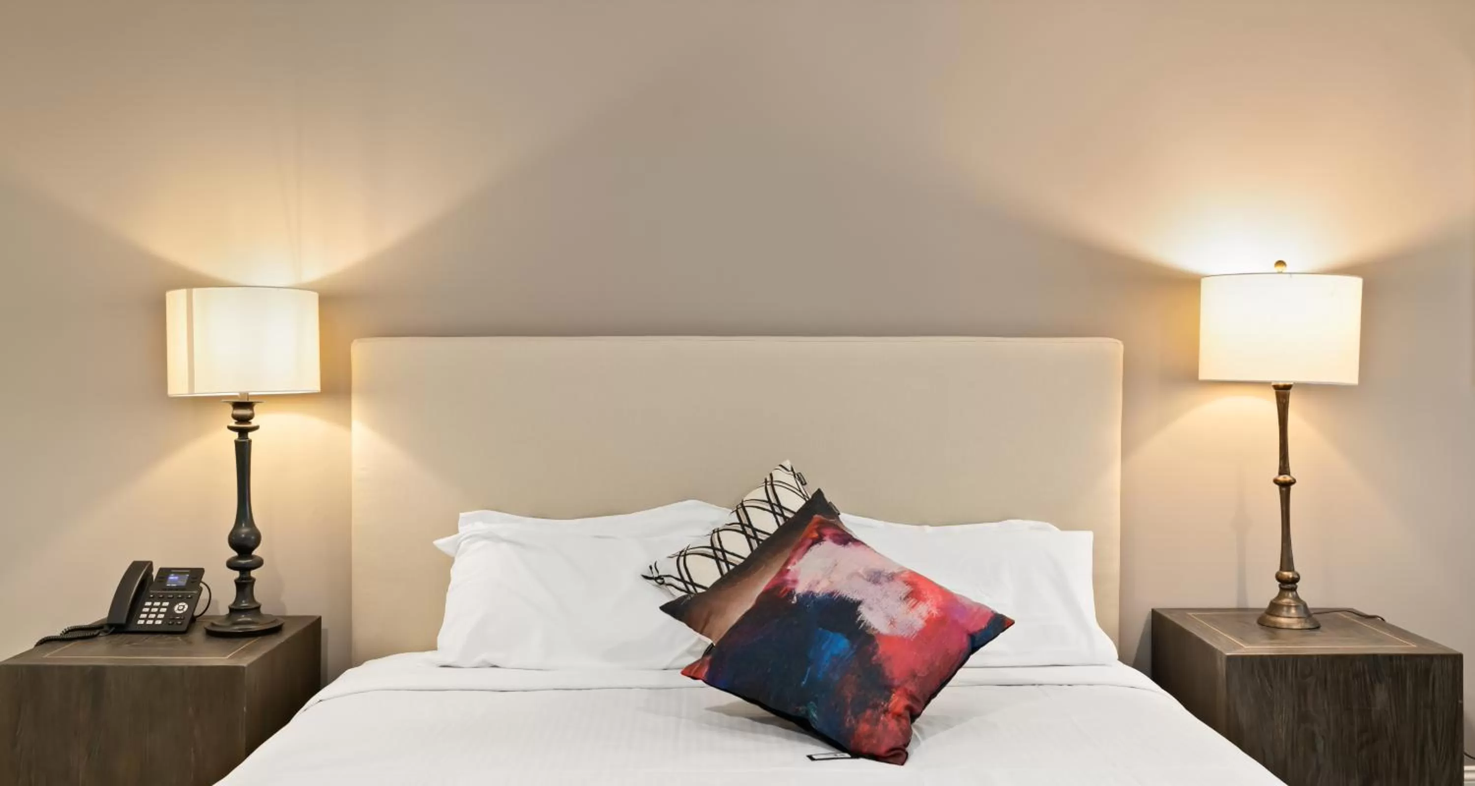 Bed in Hotel Huntington