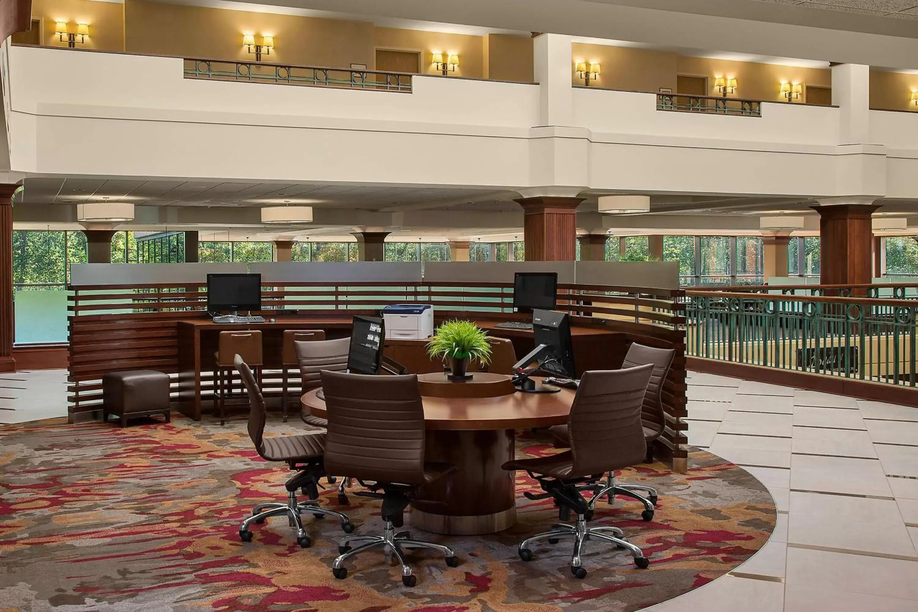 Business facilities, Restaurant/Places to Eat in Sheraton Suites Akron Cuyahoga Falls