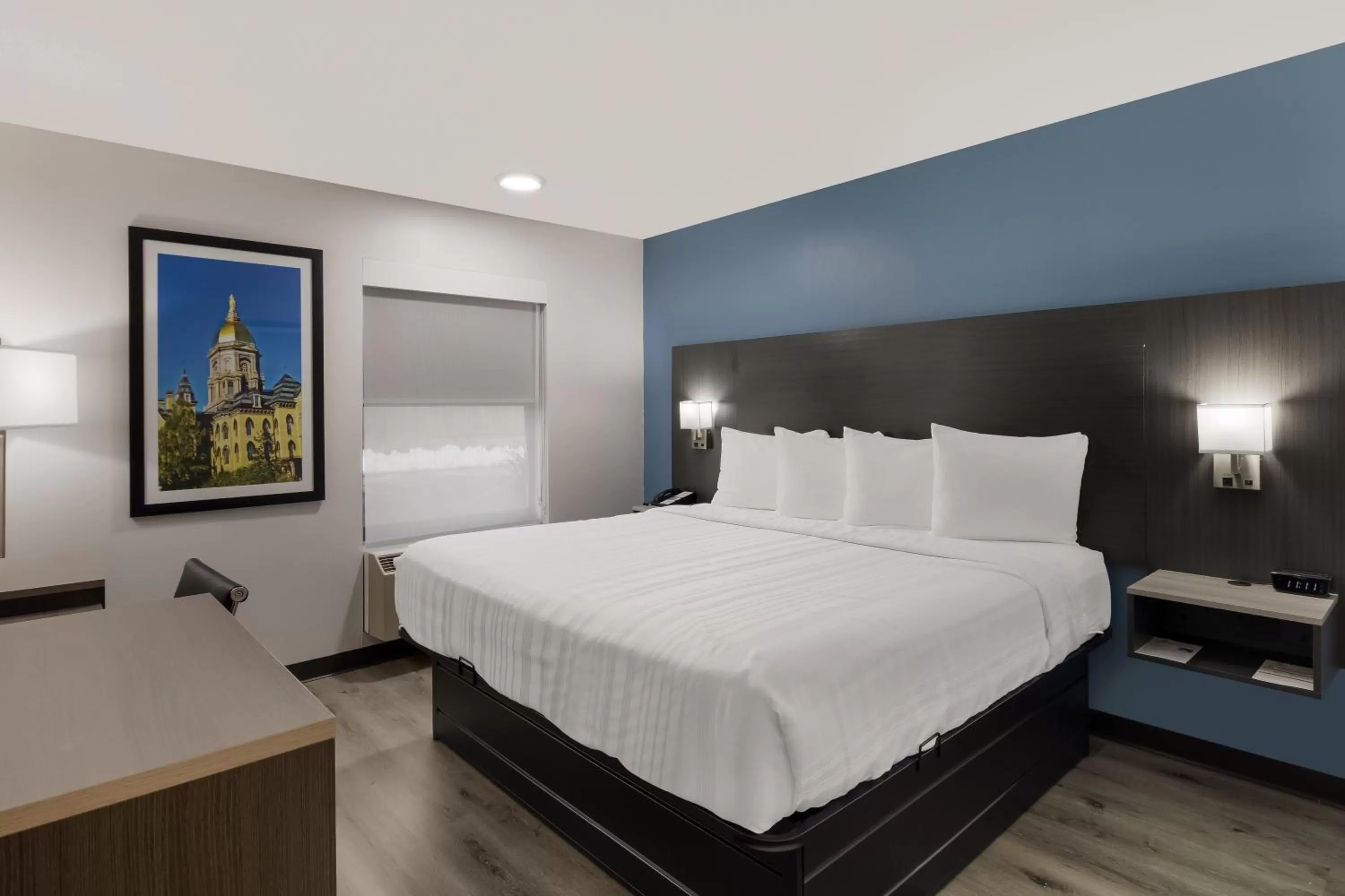 Bed in Quality Inn South Bend near Notre Dame