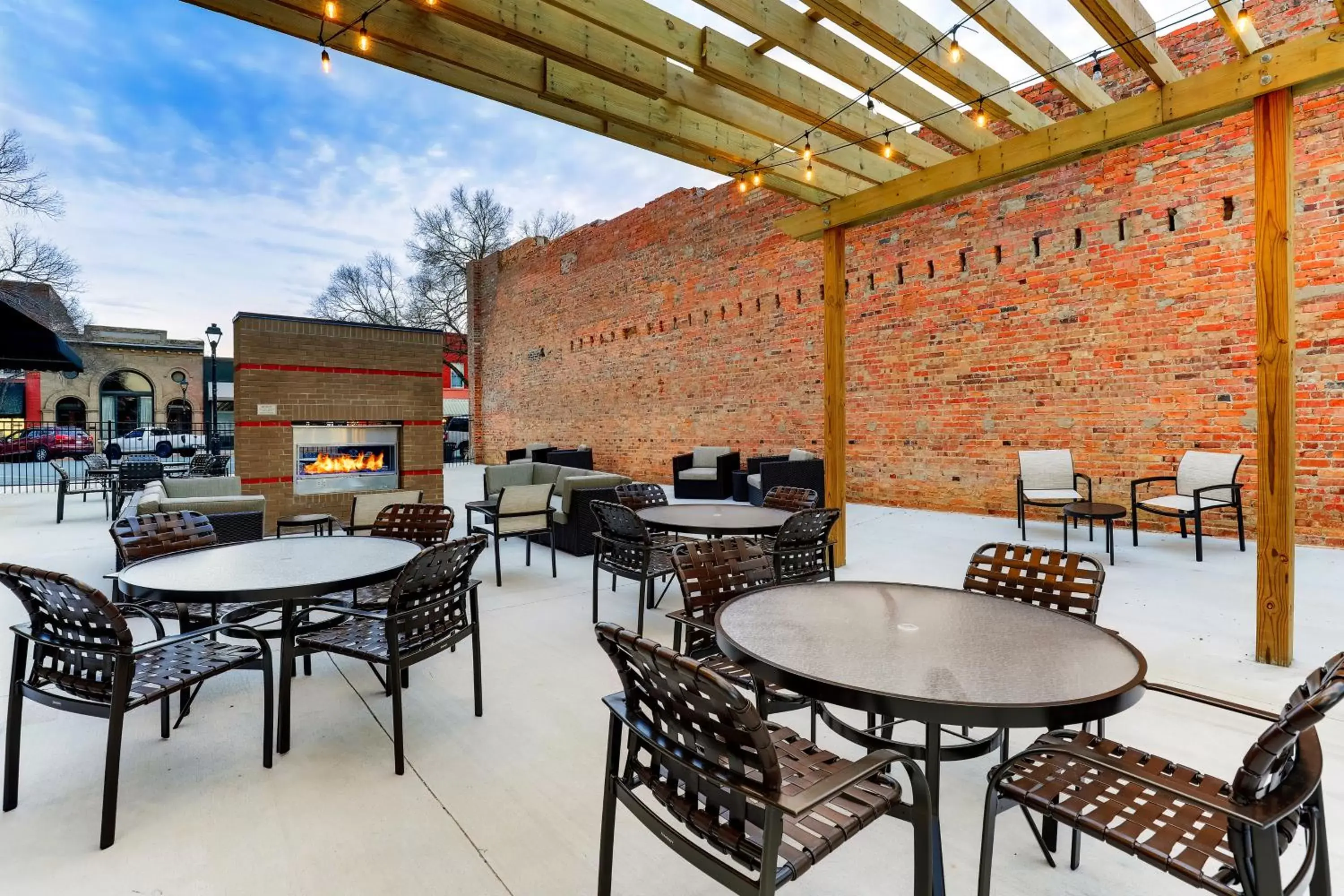 Patio, Restaurant/Places to Eat in SpringHill Suites by Marriott Cheraw