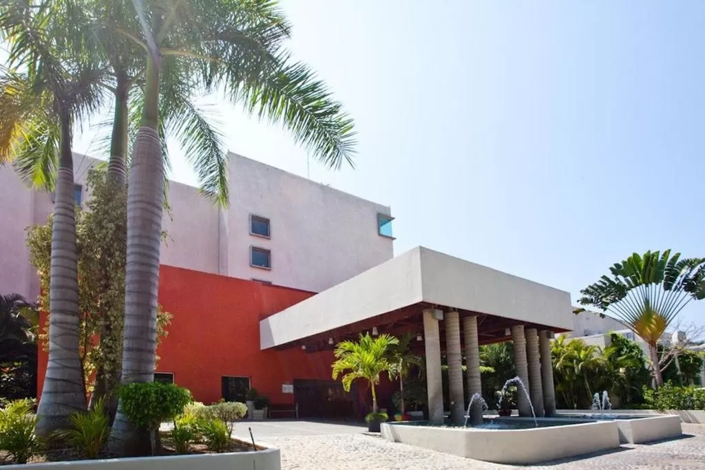 Property building in Gamma Plaza Ixtapa