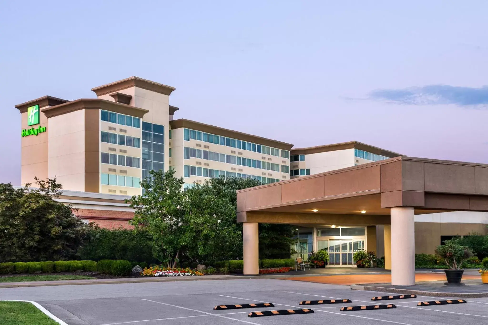 Property Building in Holiday Inn Louisville East - Hurstbourne, an IHG Hotel