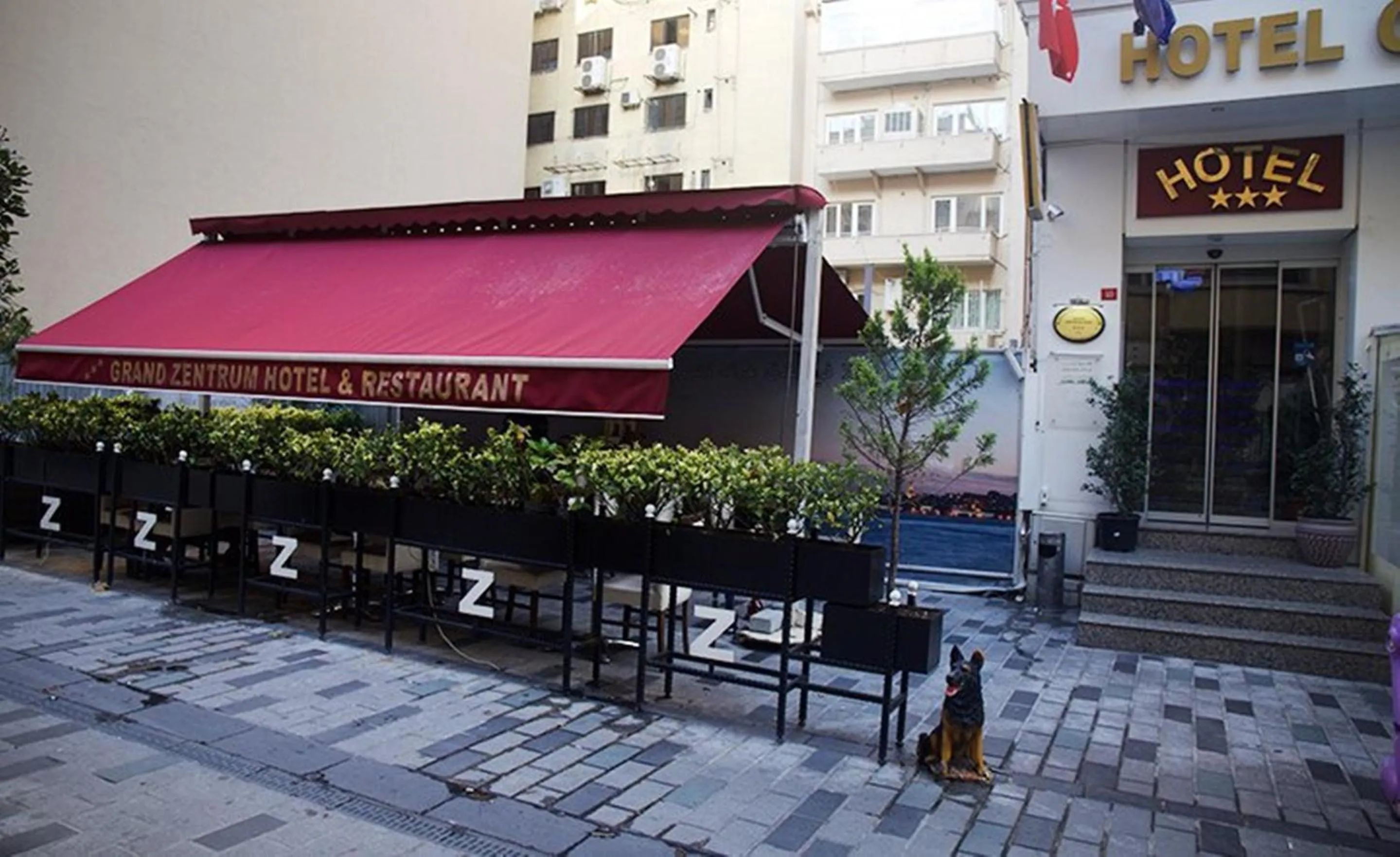 Off site in GRAND ZENTRUM HOTEL & CAFE RESTAURANT - Taksim Square