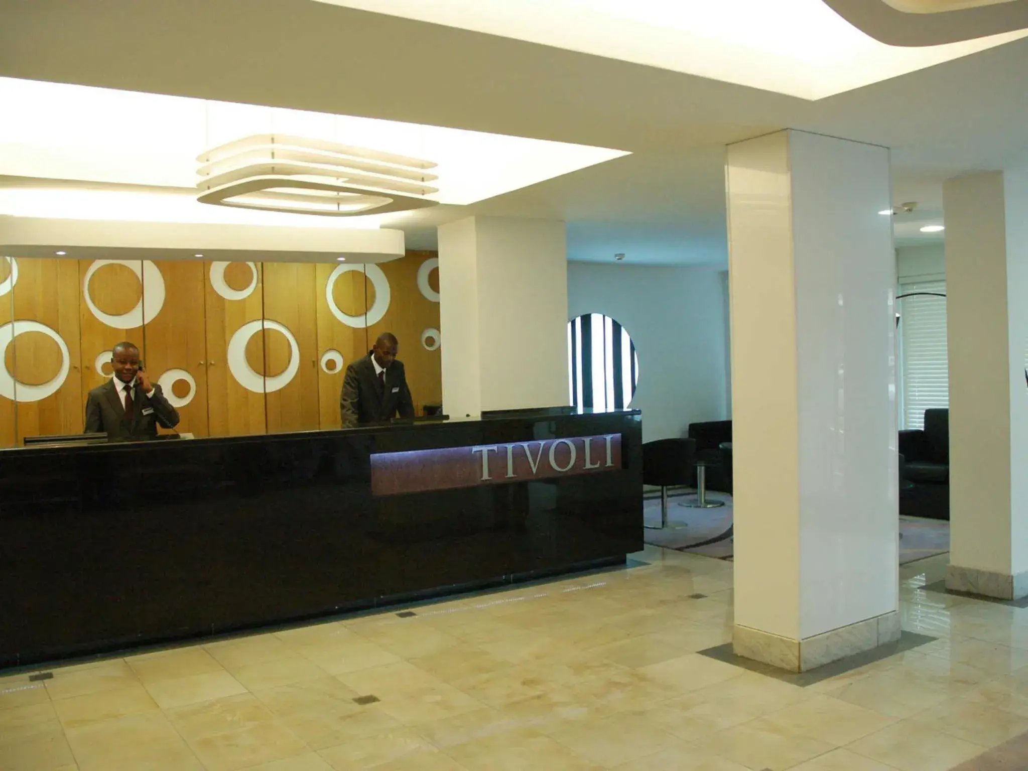 Staff, Lobby/Reception in Tivoli Maputo