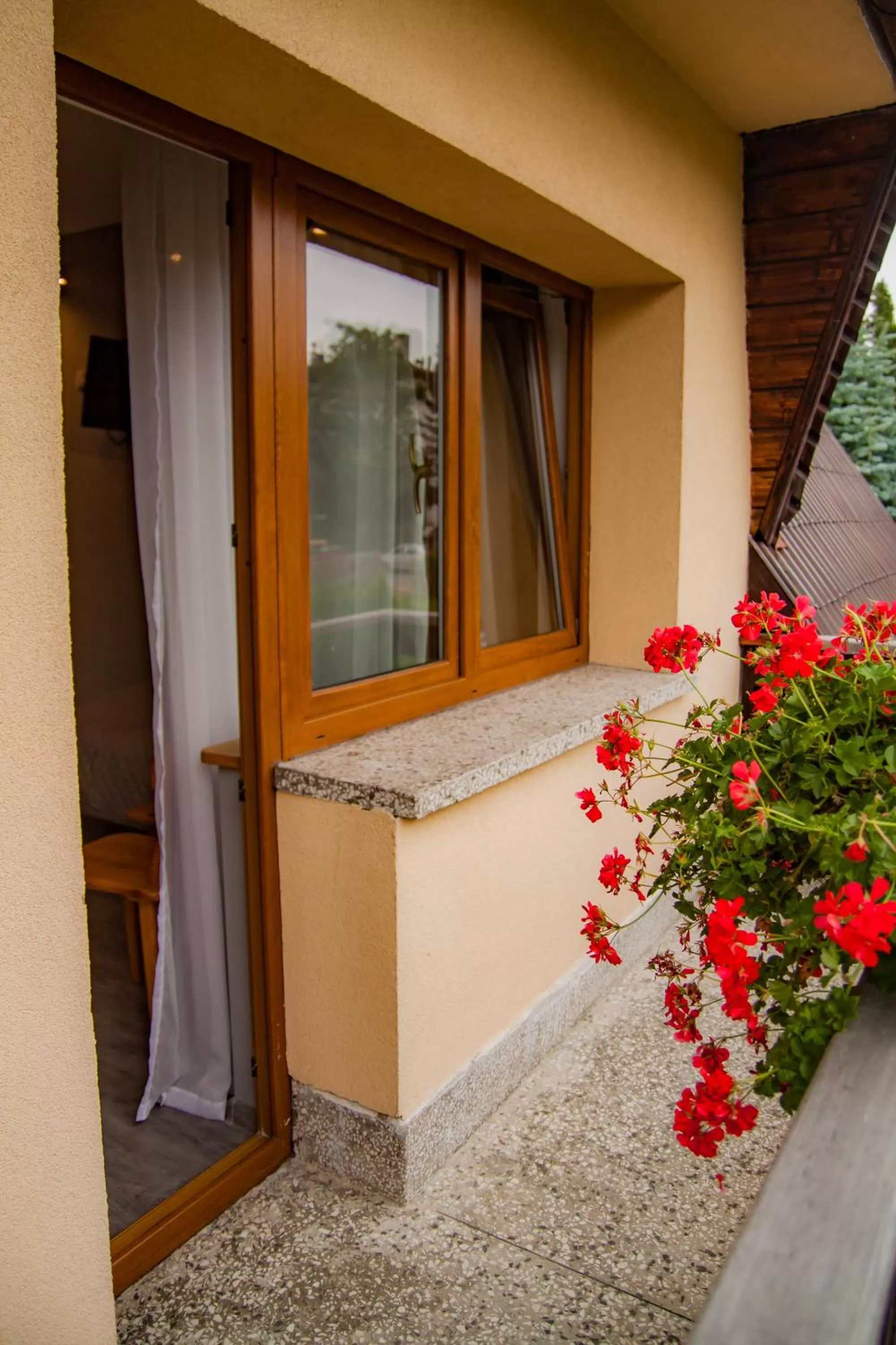 Balcony/Terrace, Bathroom in POKOJE GOŚCINNE WILCZNIK 12