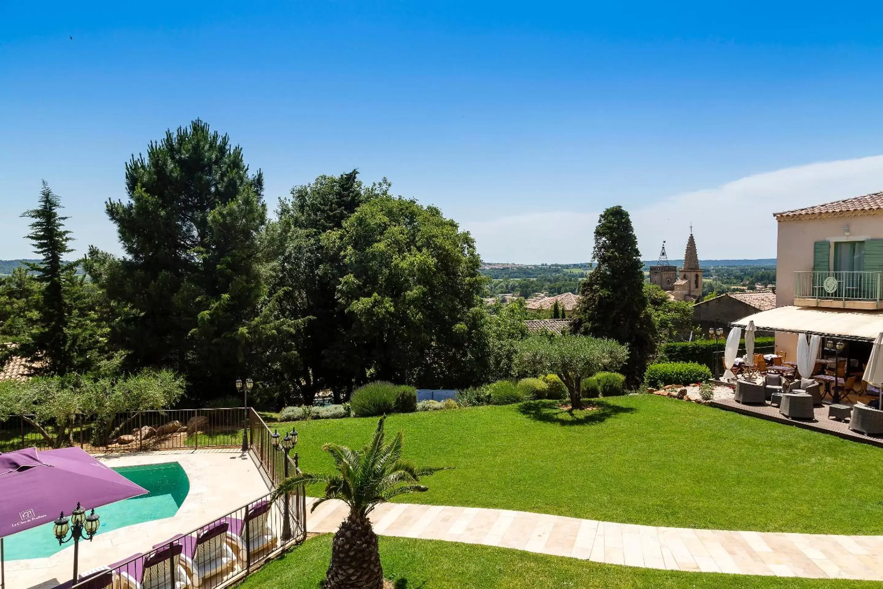 Garden view, Pool View in Le Clos De Pradines