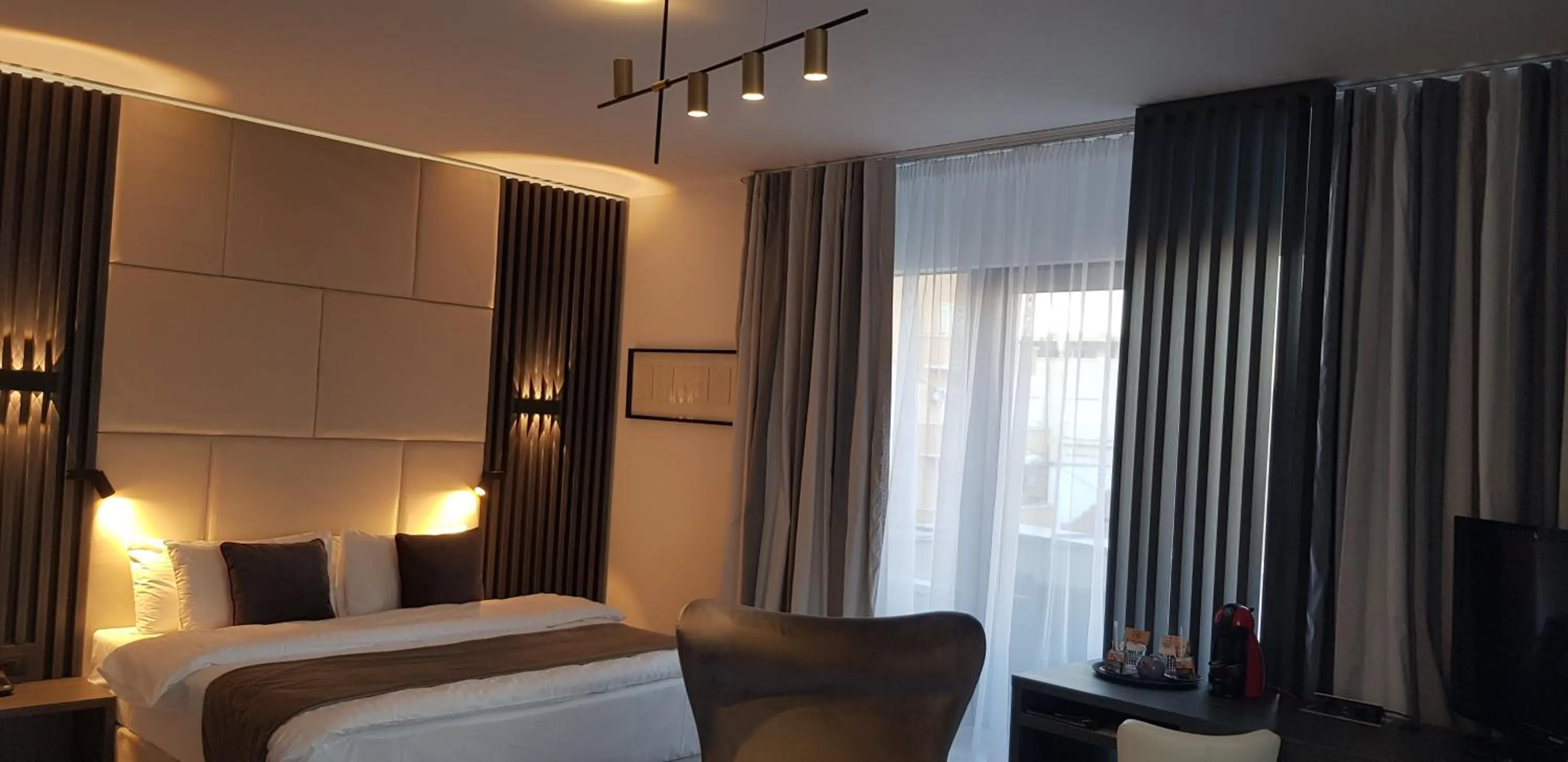 Living room, Bed in Unique Boutique