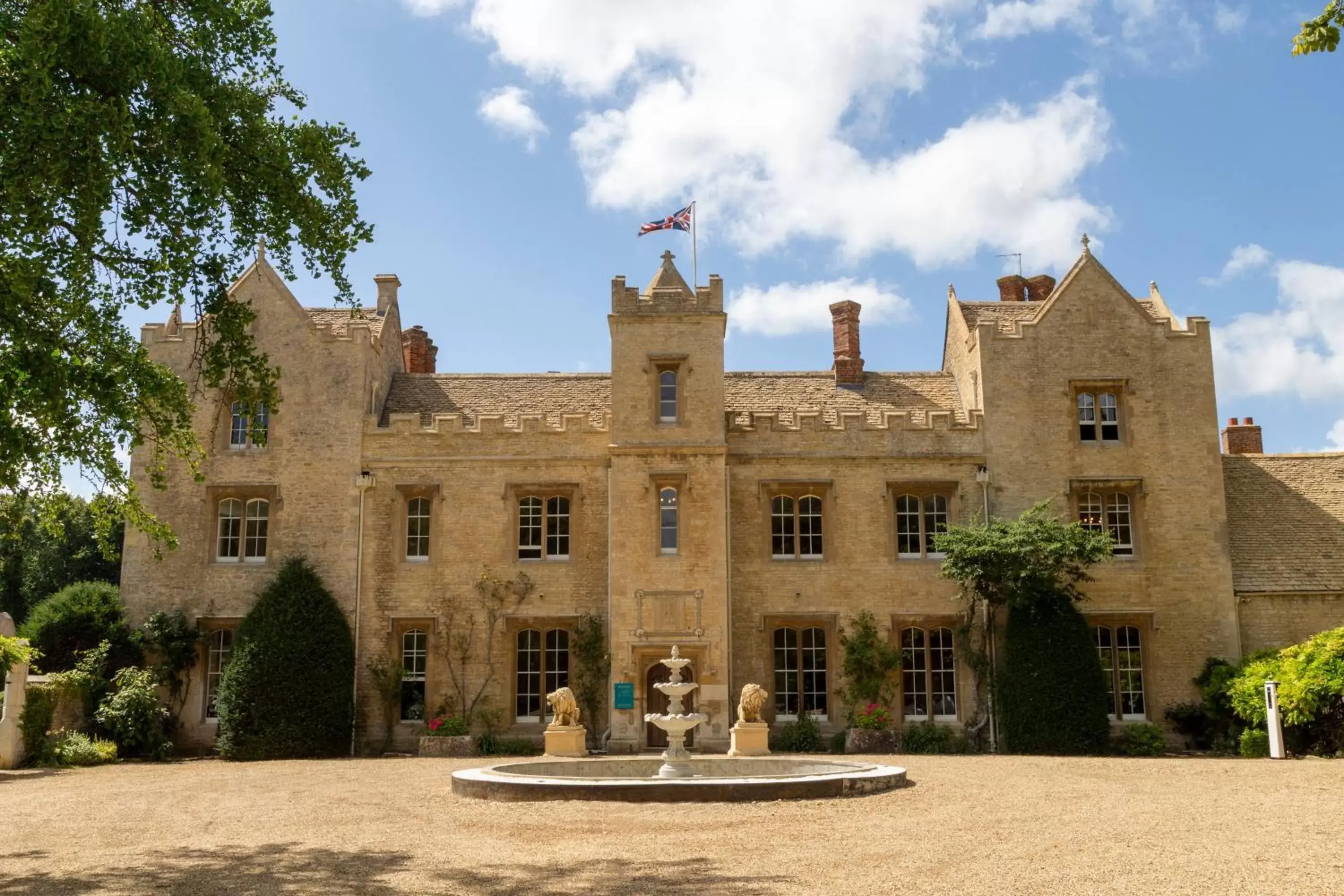 Property Building in The Manor Country House Hotel