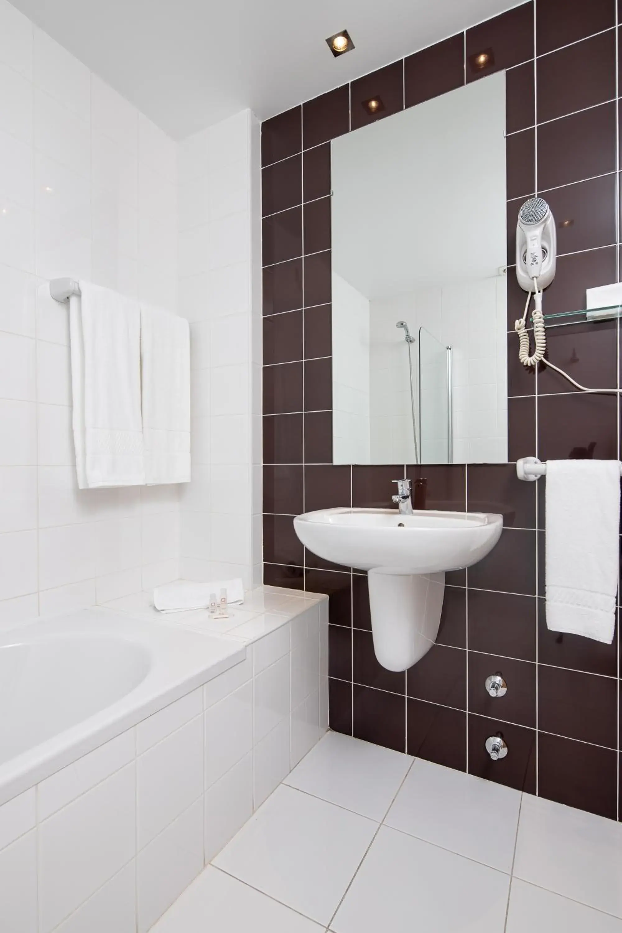 Bathroom in Hotel Sao Luis