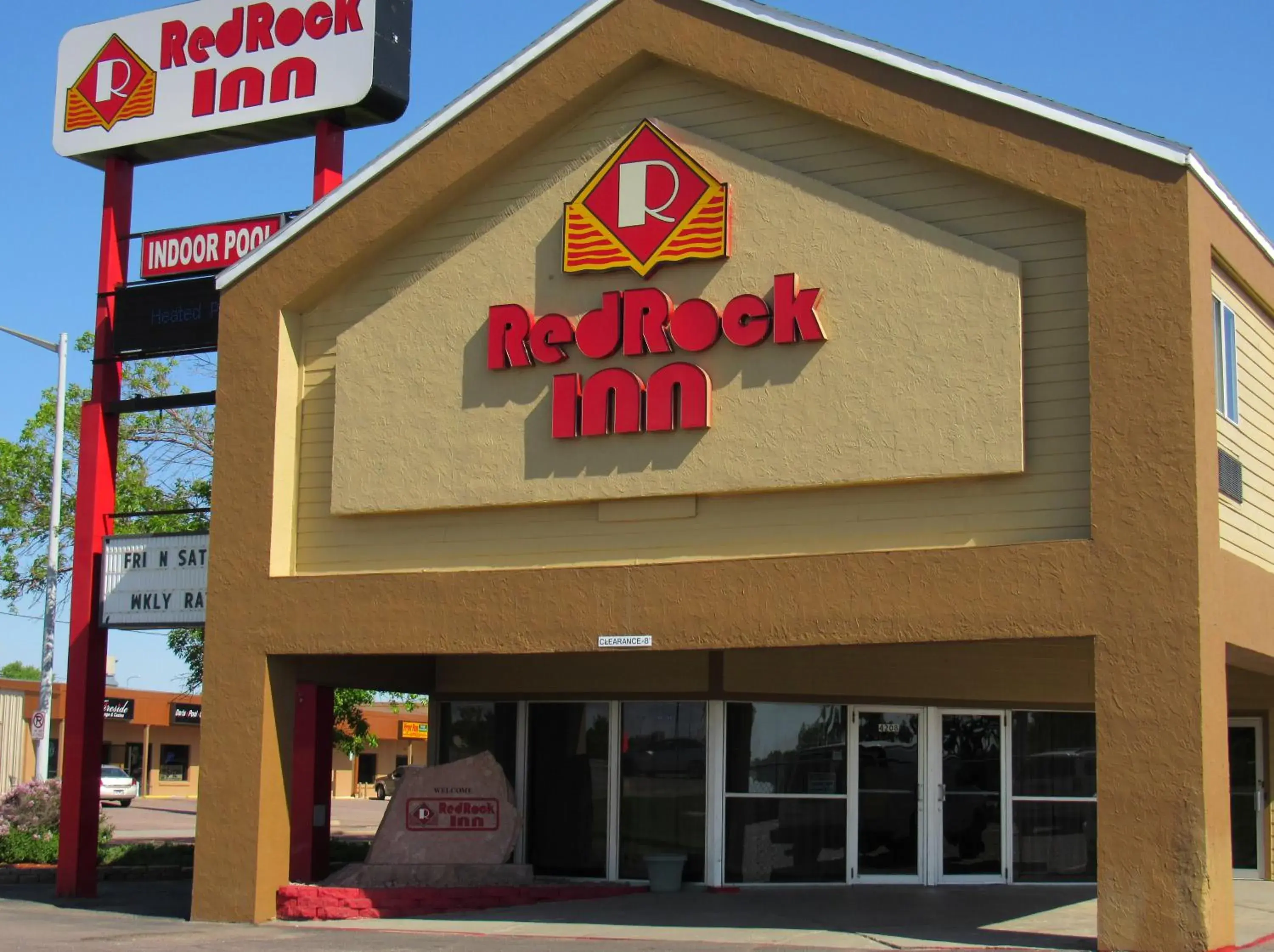 Facade/entrance in RedRock Inn Sioux Falls