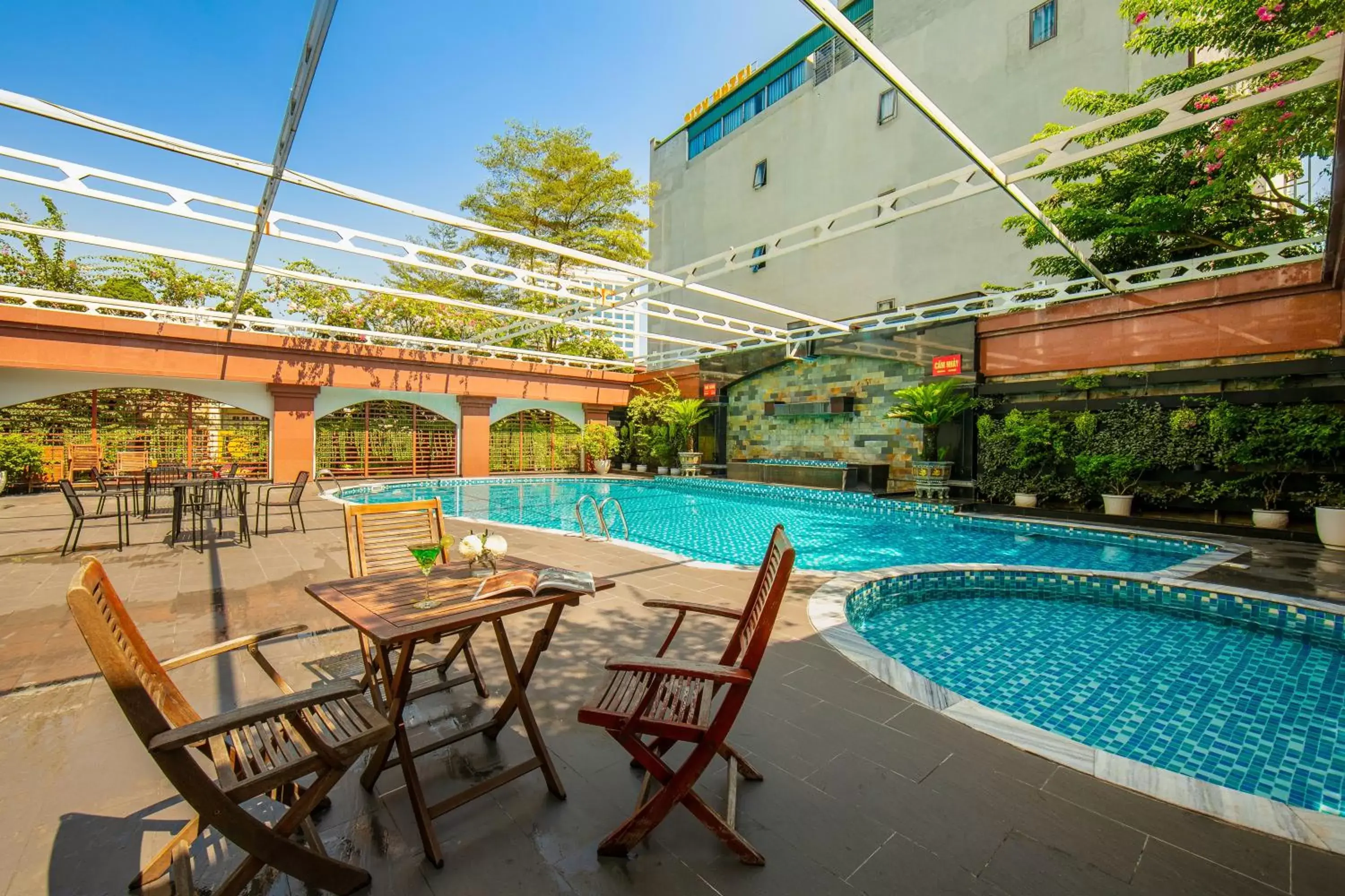 Swimming Pool in Lao Cai Star Hotel