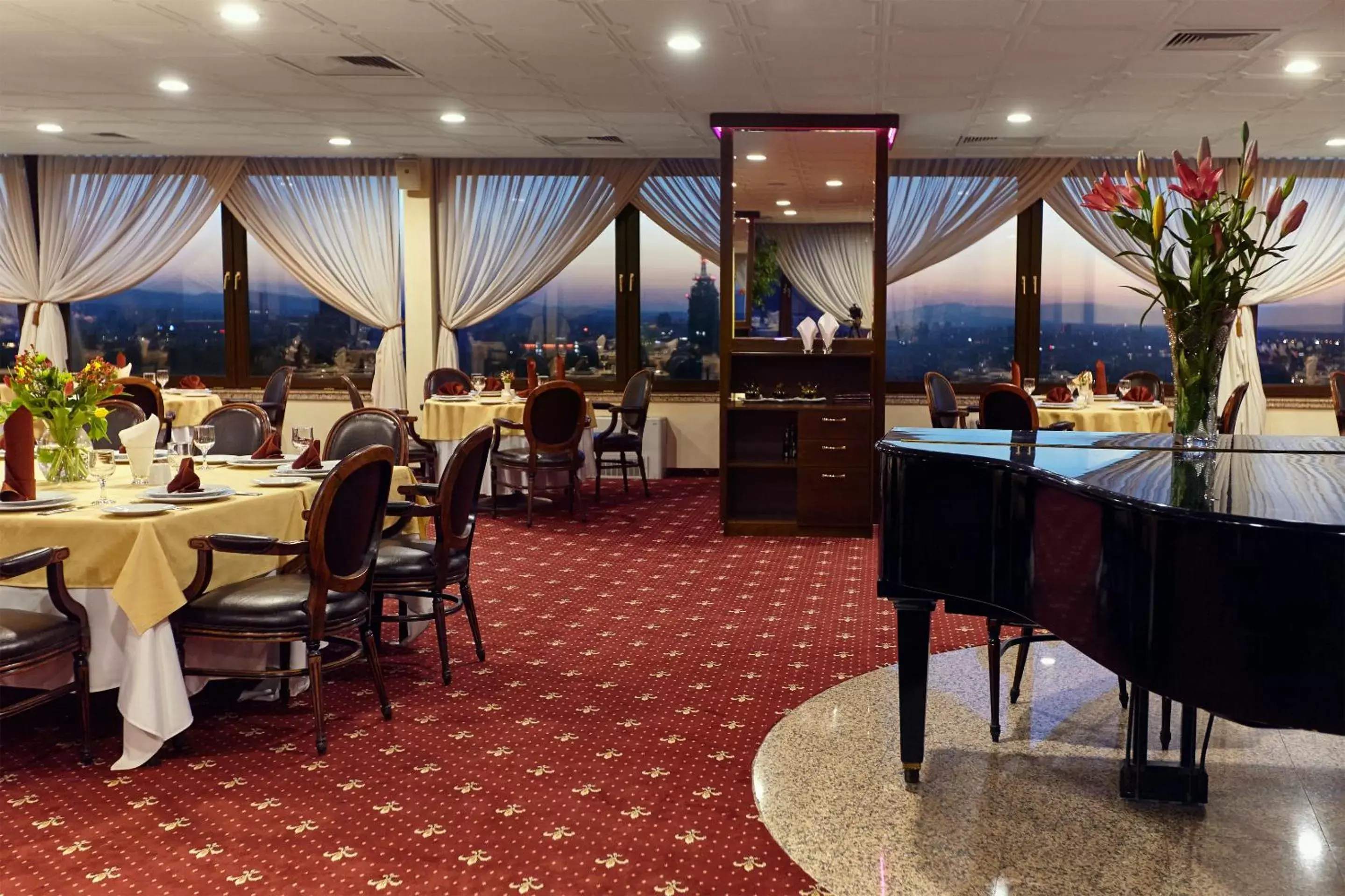 Restaurant/places to eat in Park Hotel Moskva Restaurant/places to eat in Park Hotel Moskva