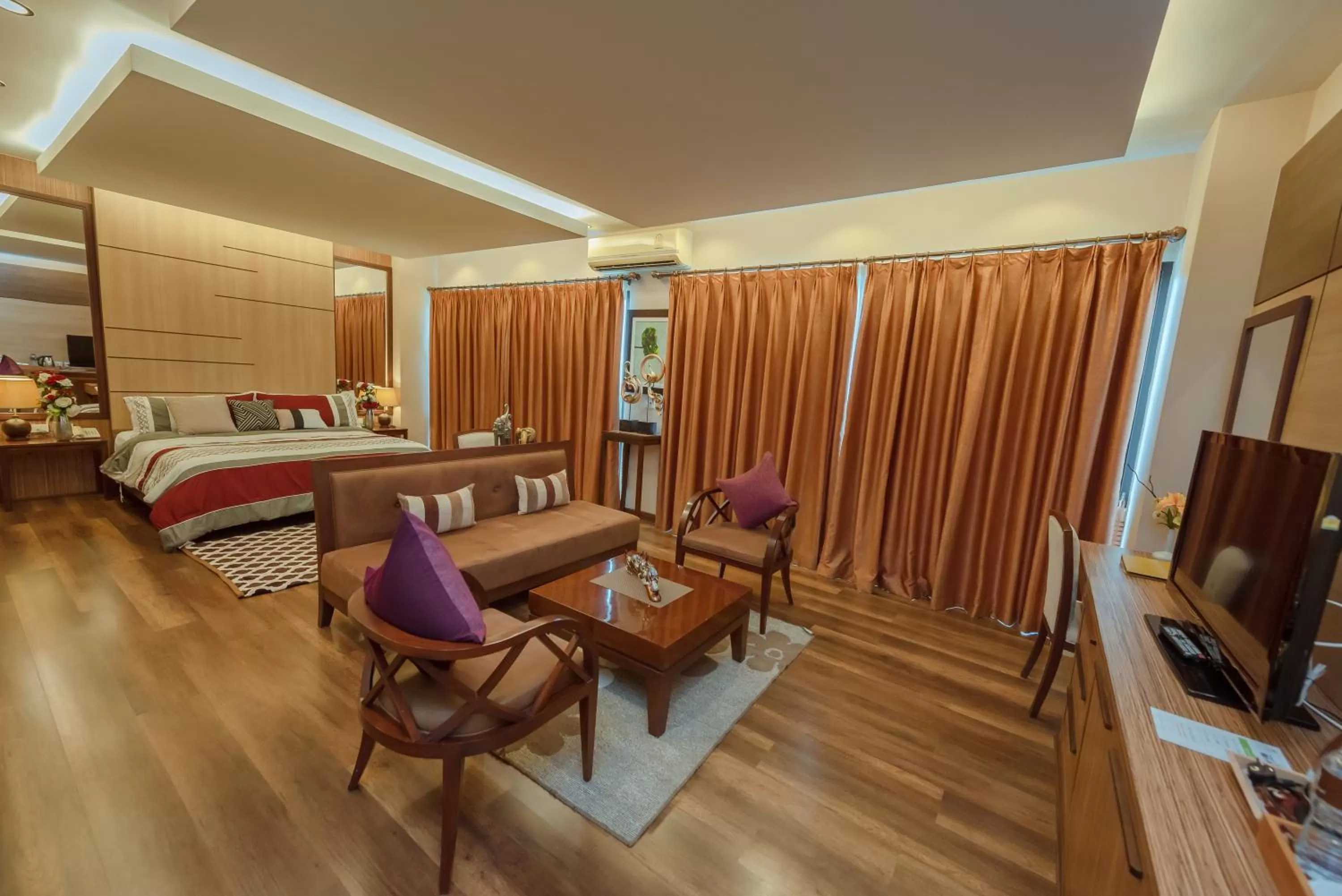 Bed in The Pannarai Hotel