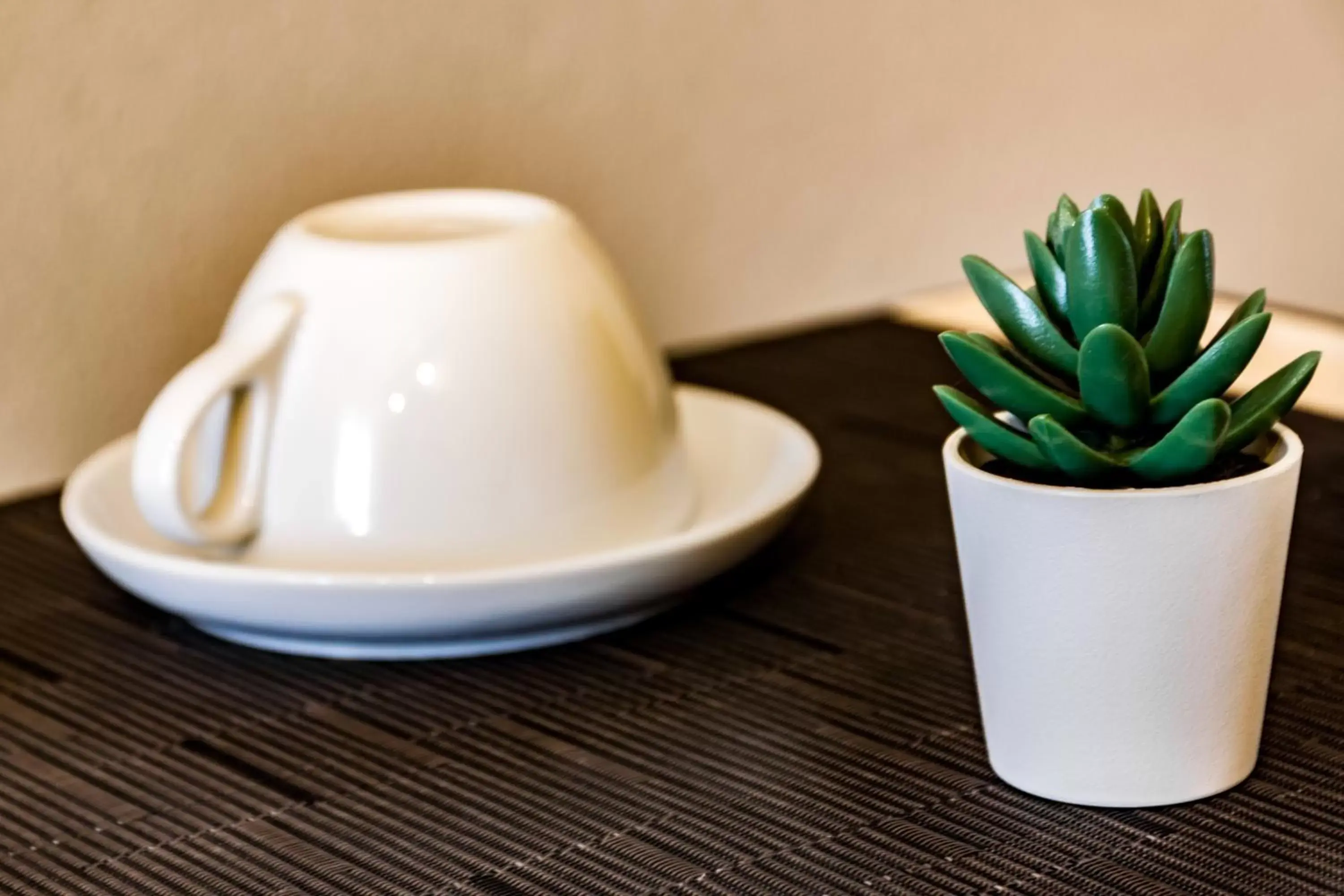 Coffee/tea facilities in TRAVEL STATION